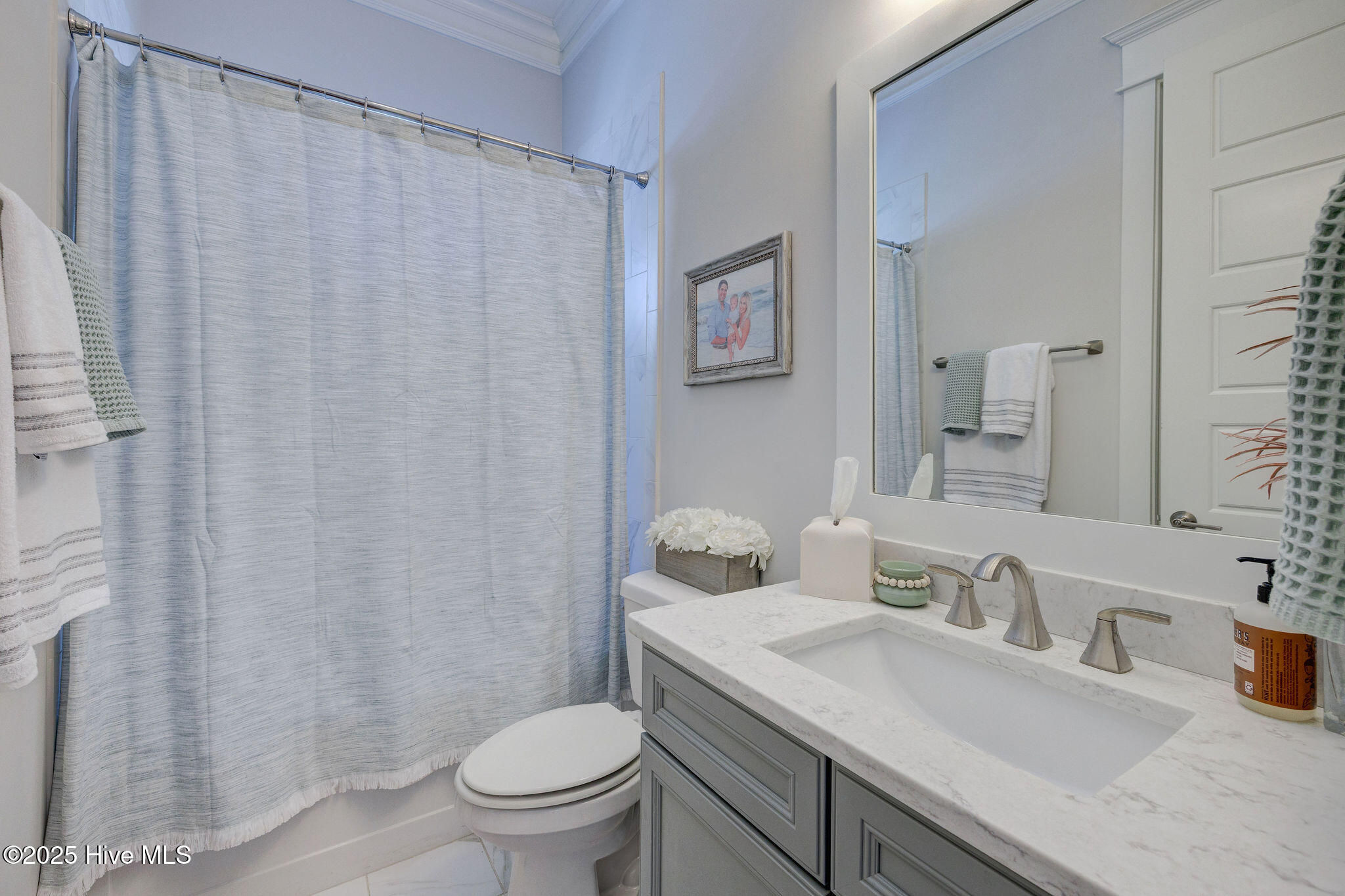 1605 S Moorings Drive