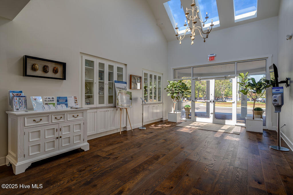 1605 S Moorings Drive