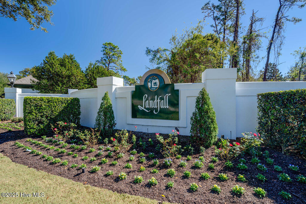 1605 S Moorings Drive