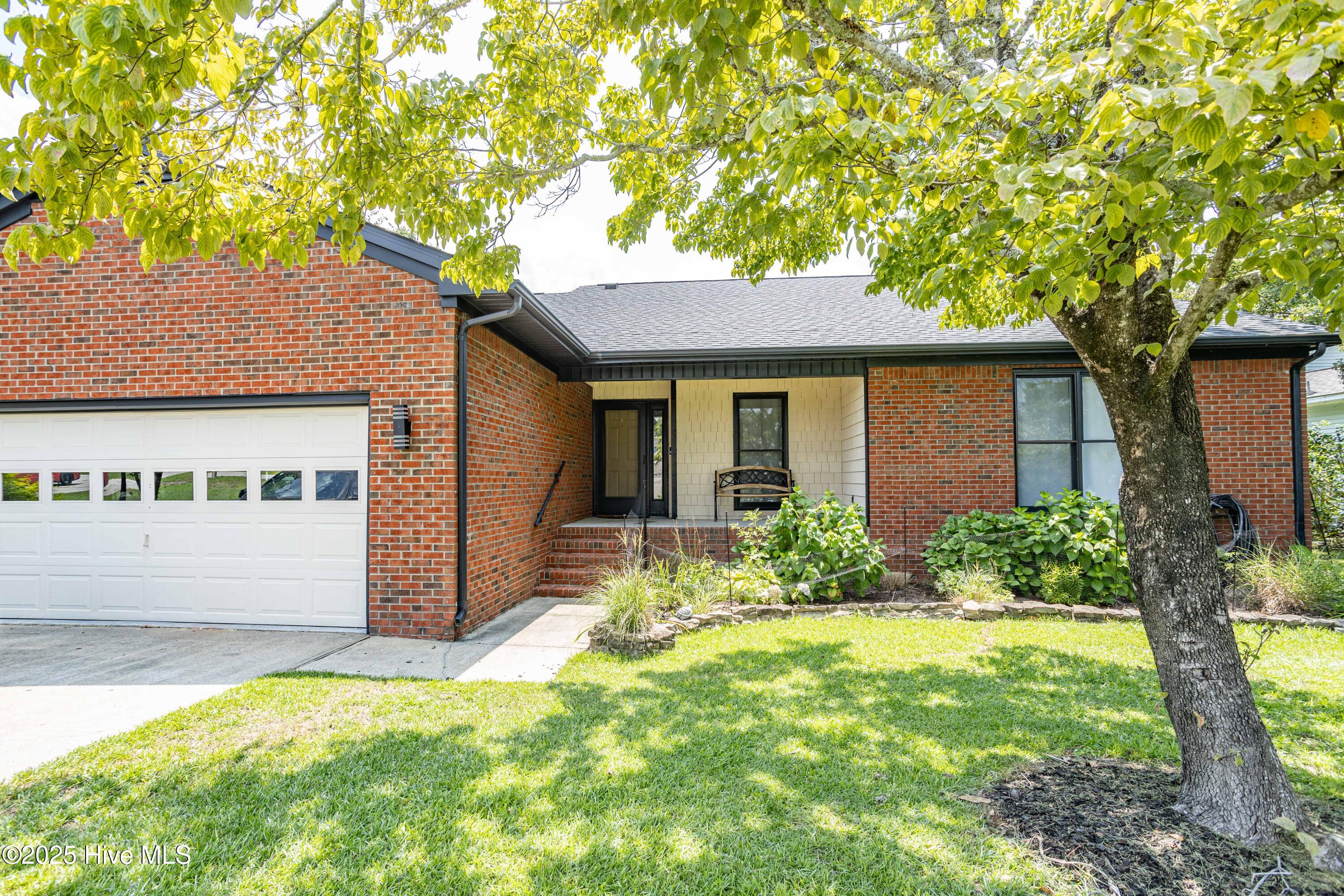 6106 Cutlass Court