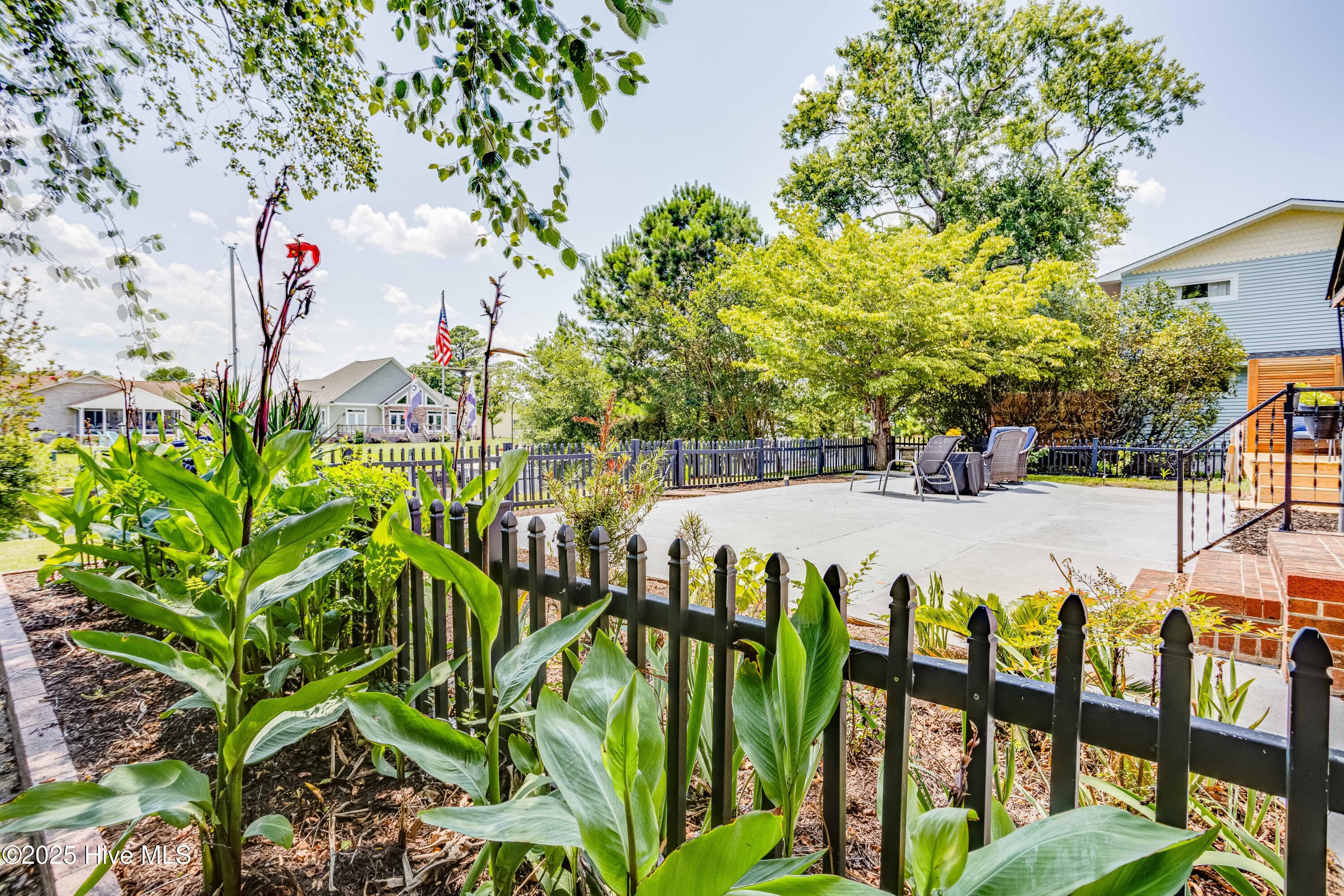 6106 Cutlass Court