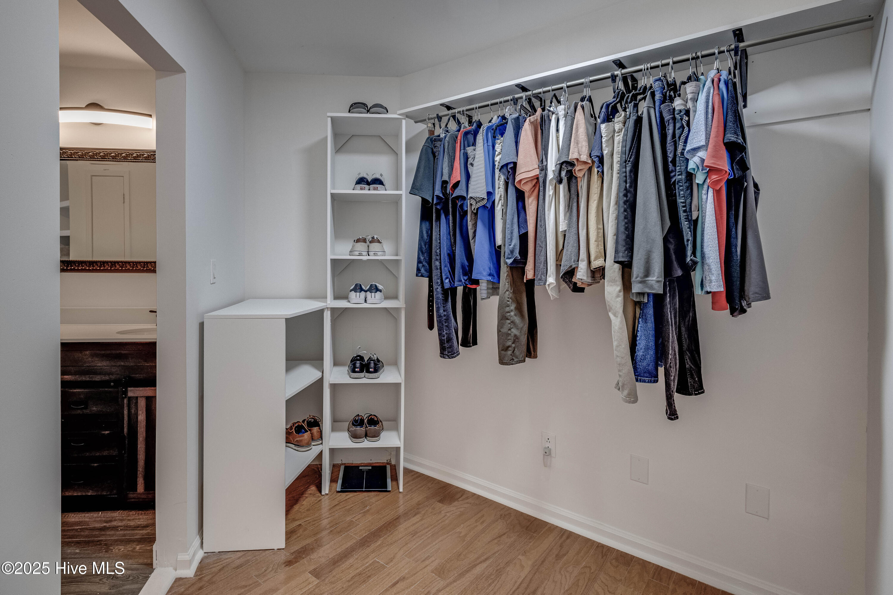 6106 Cutlass Court