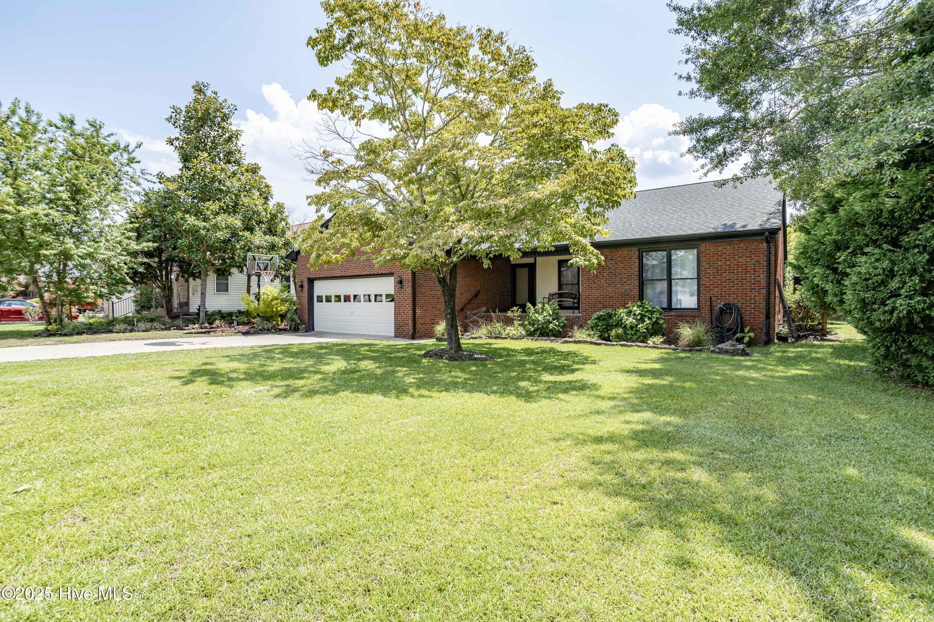 6106 Cutlass Court