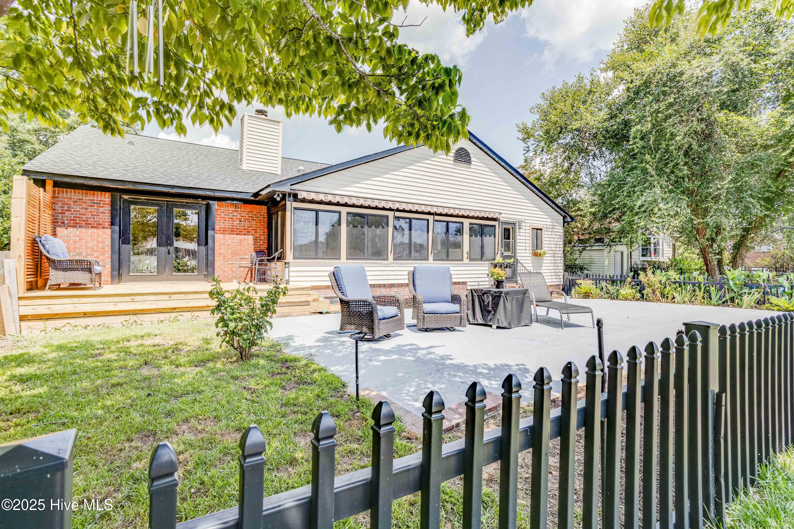 6106 Cutlass Court