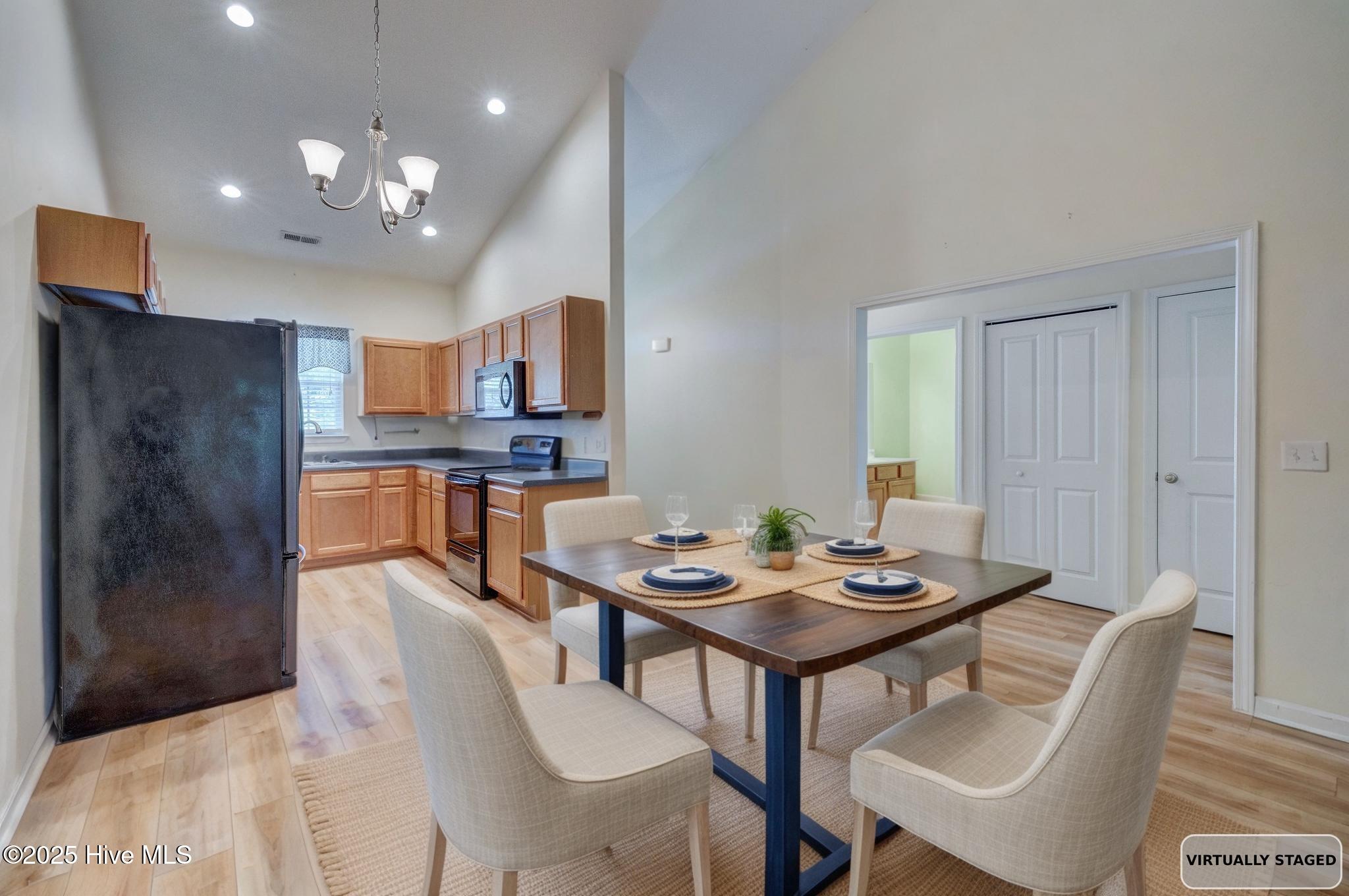 613 Saint Vincent Drive