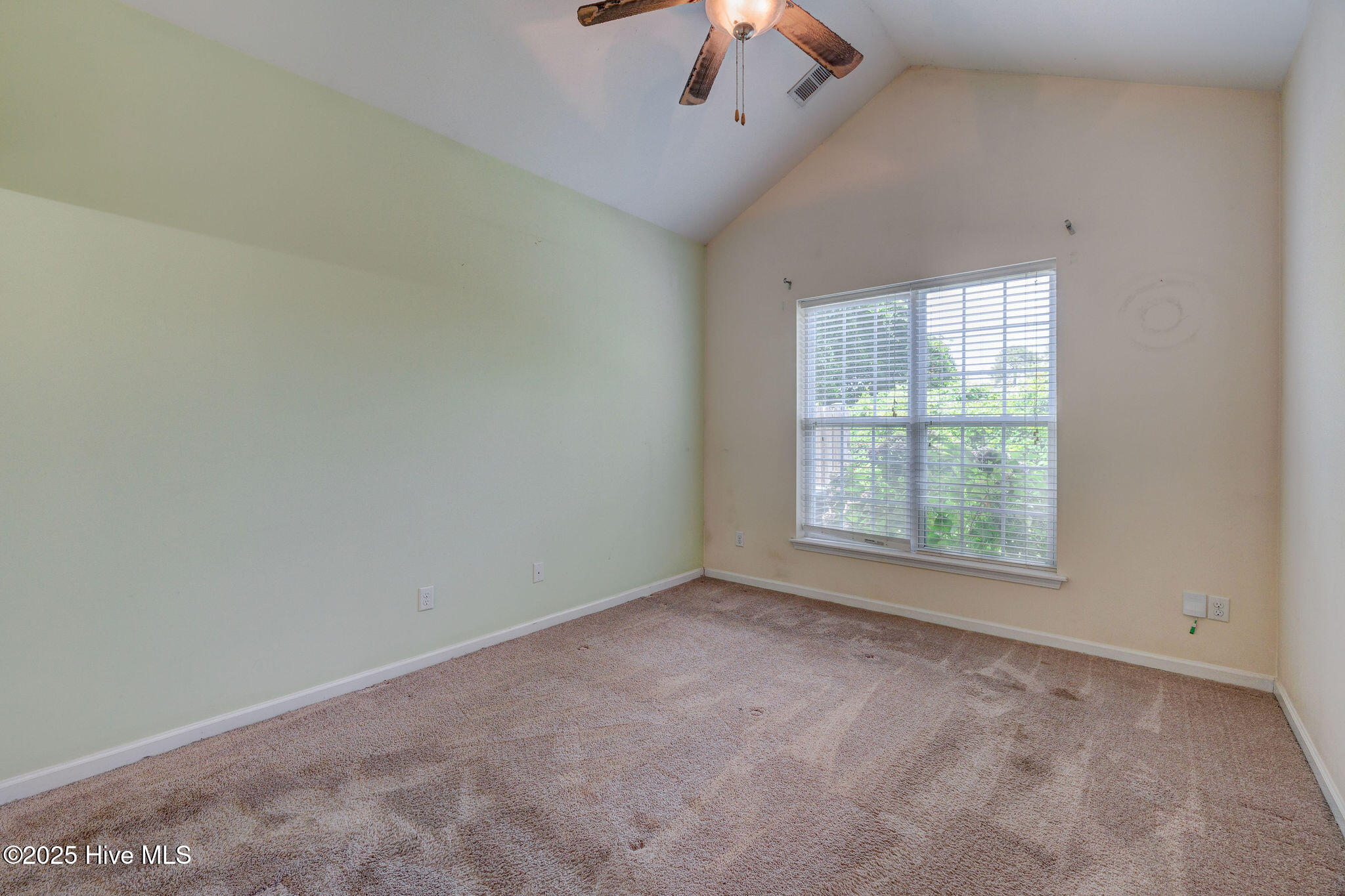 613 Saint Vincent Drive