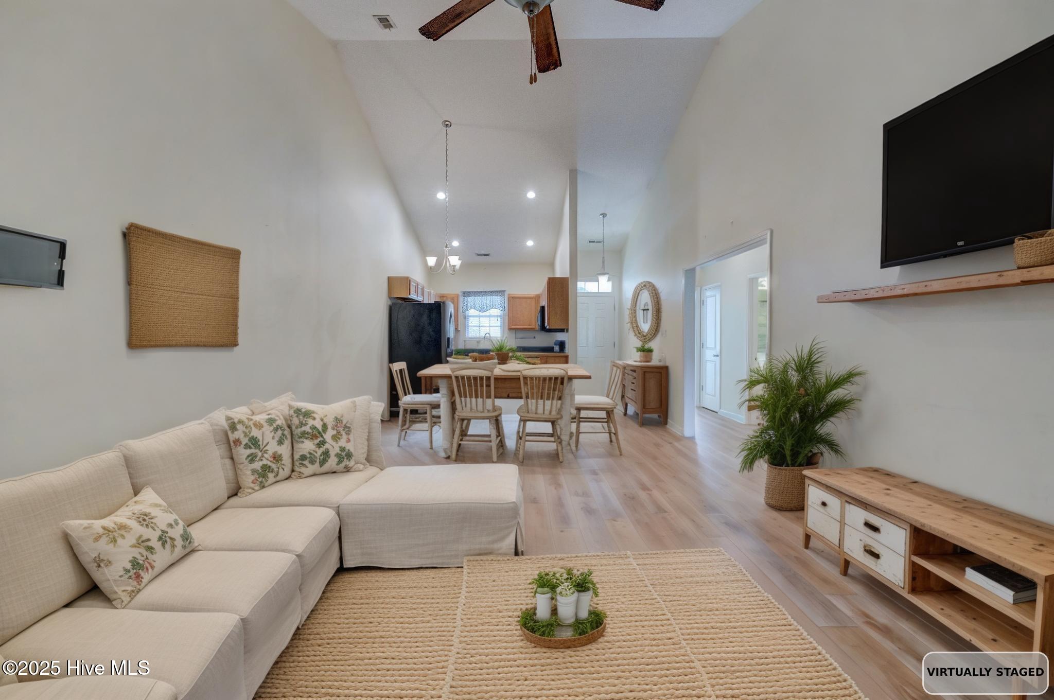 613 Saint Vincent Drive