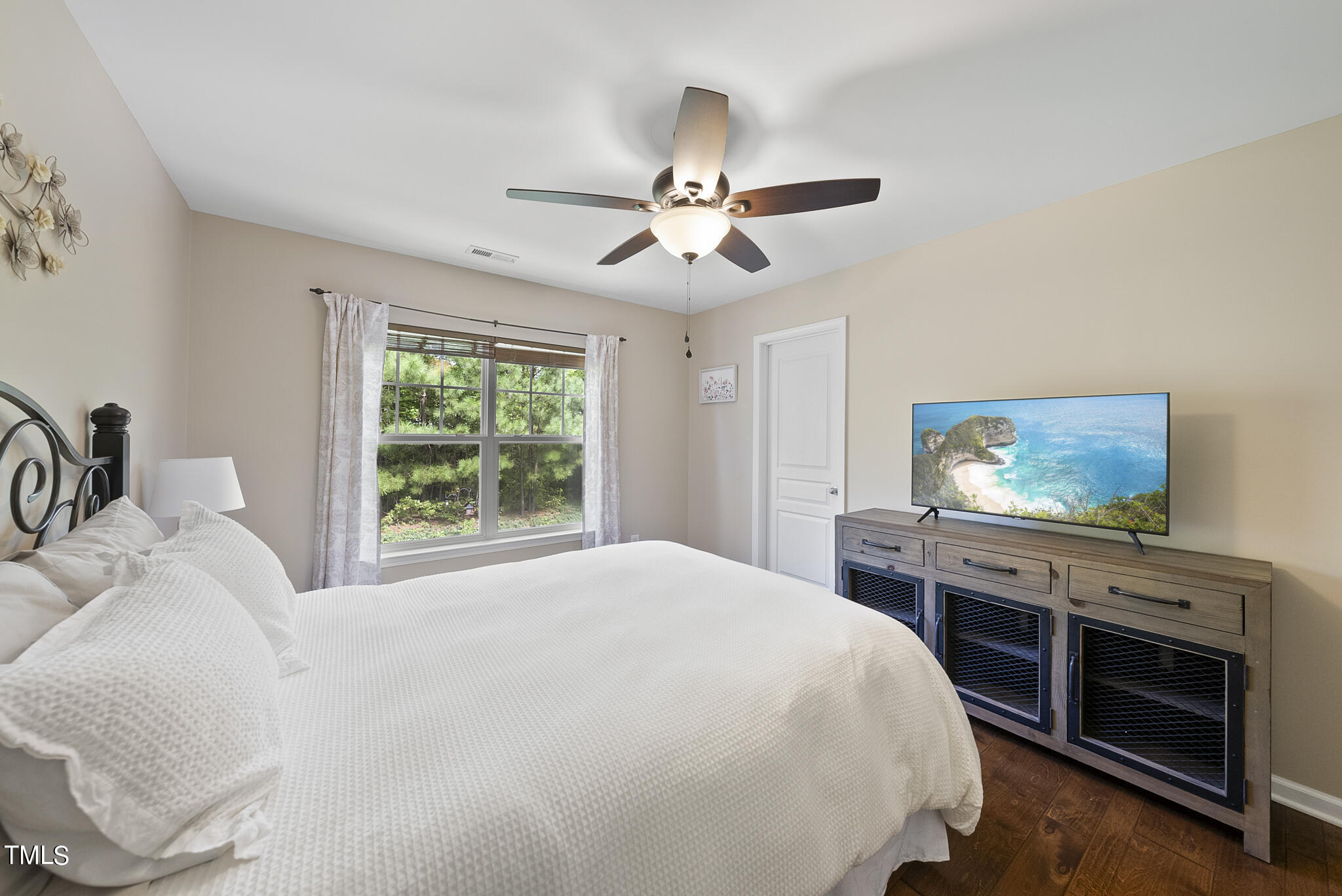 5015 Paperbark Court