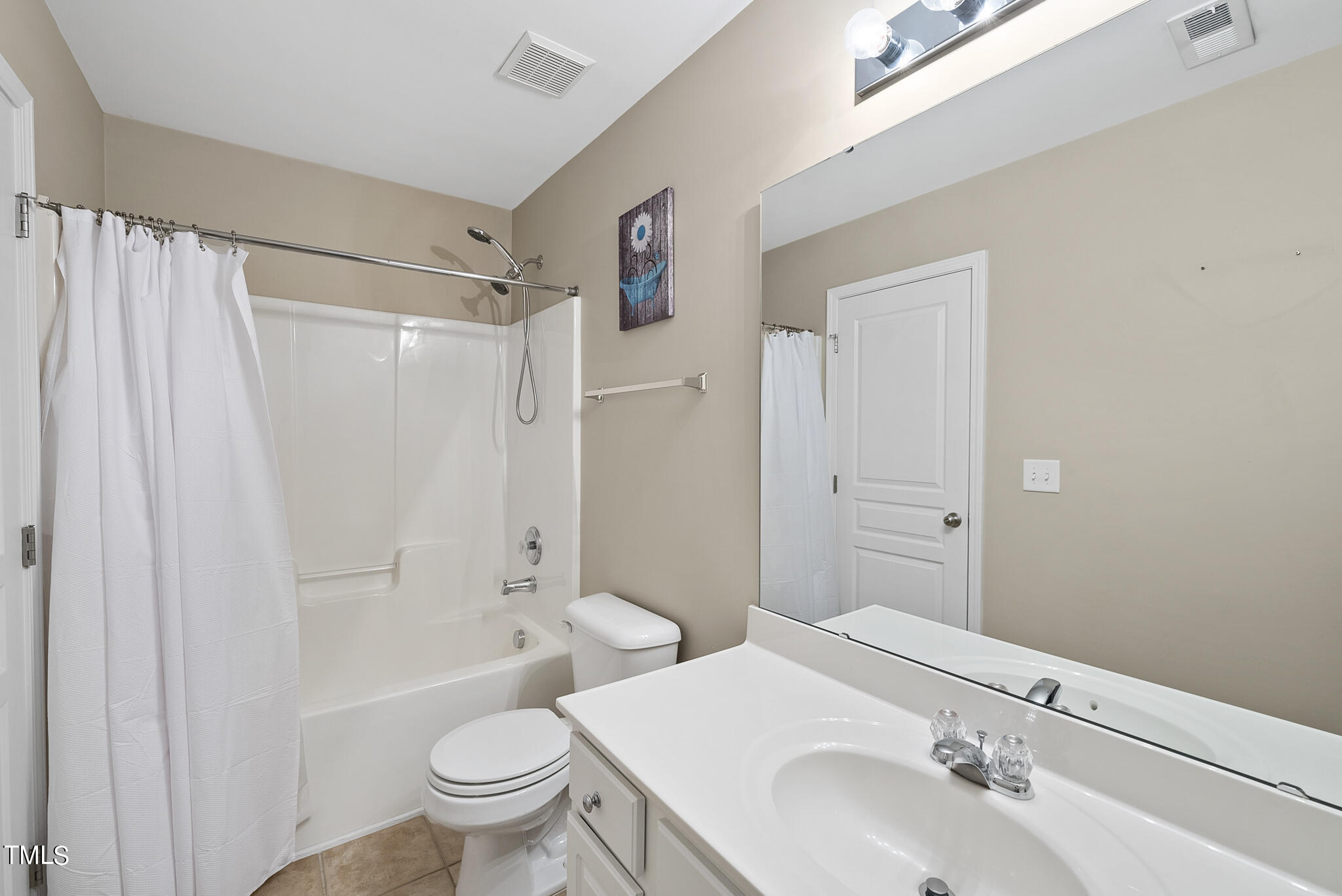 5015 Paperbark Court