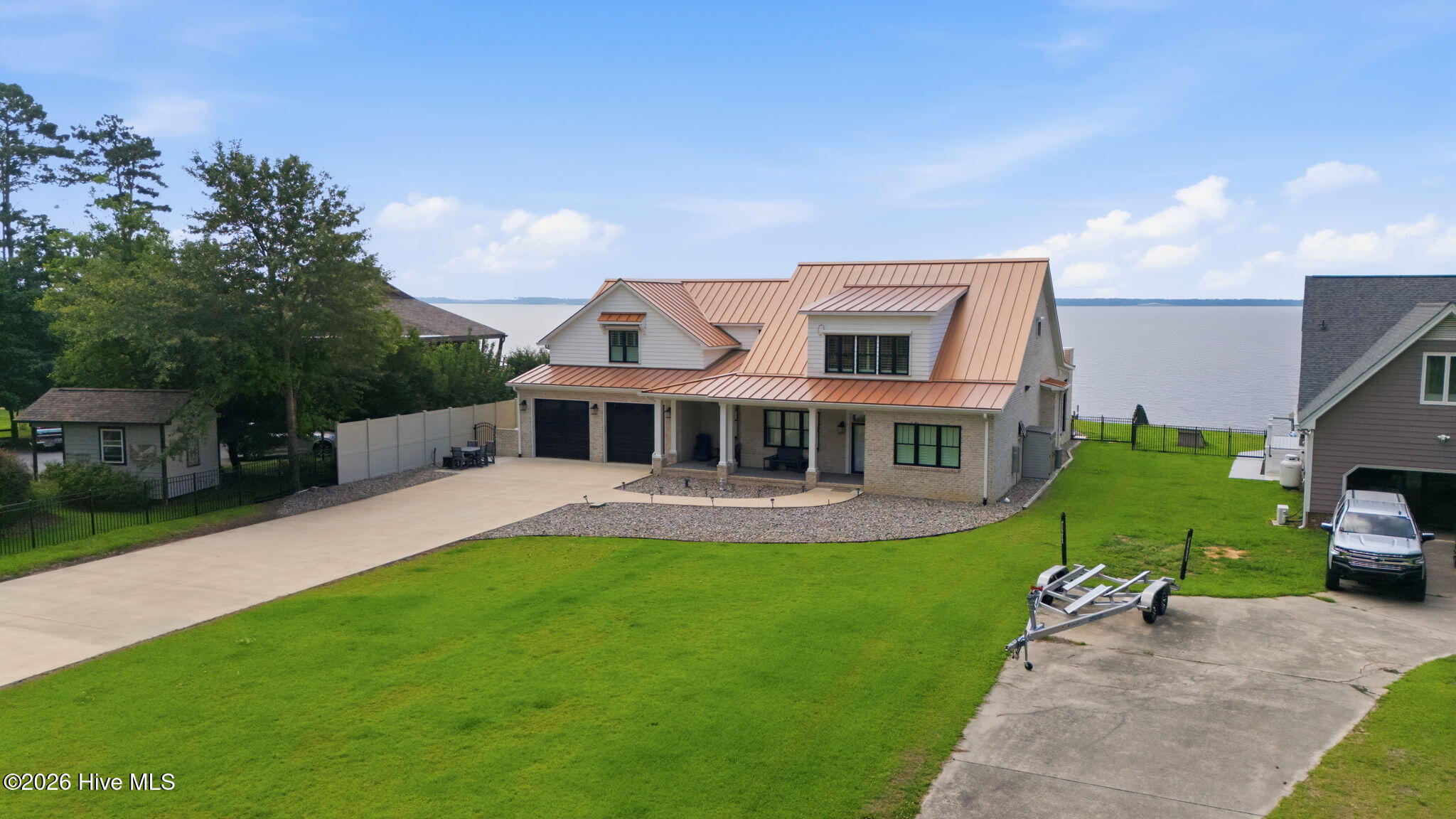 685 Raymond Road