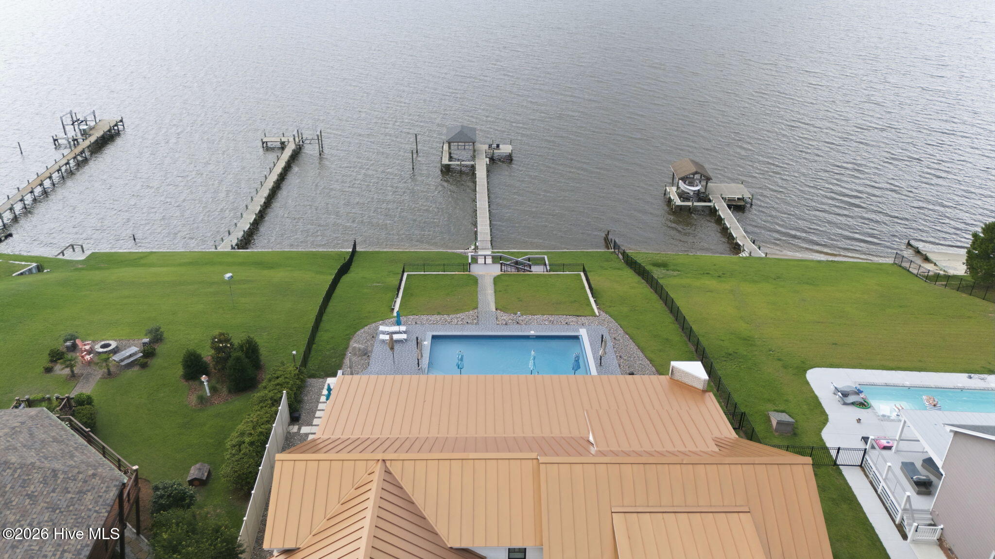 685 Raymond Road