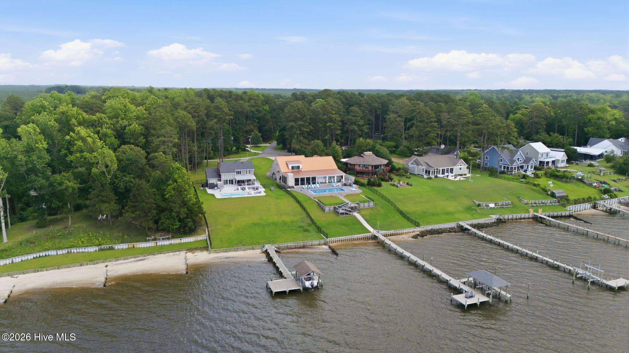 685 Raymond Road