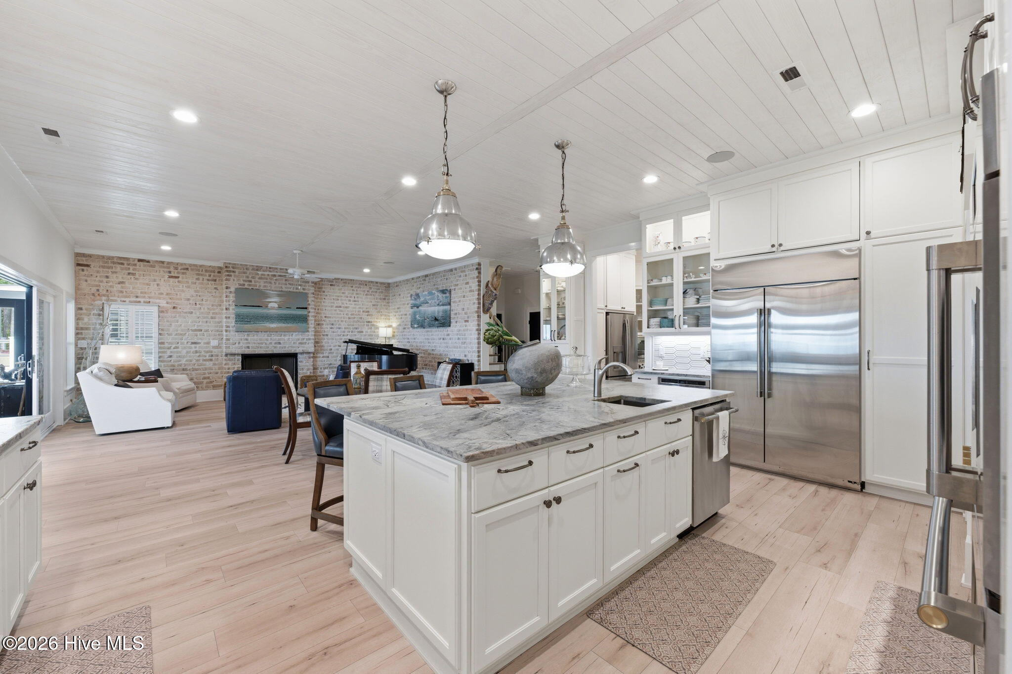685 Raymond Road