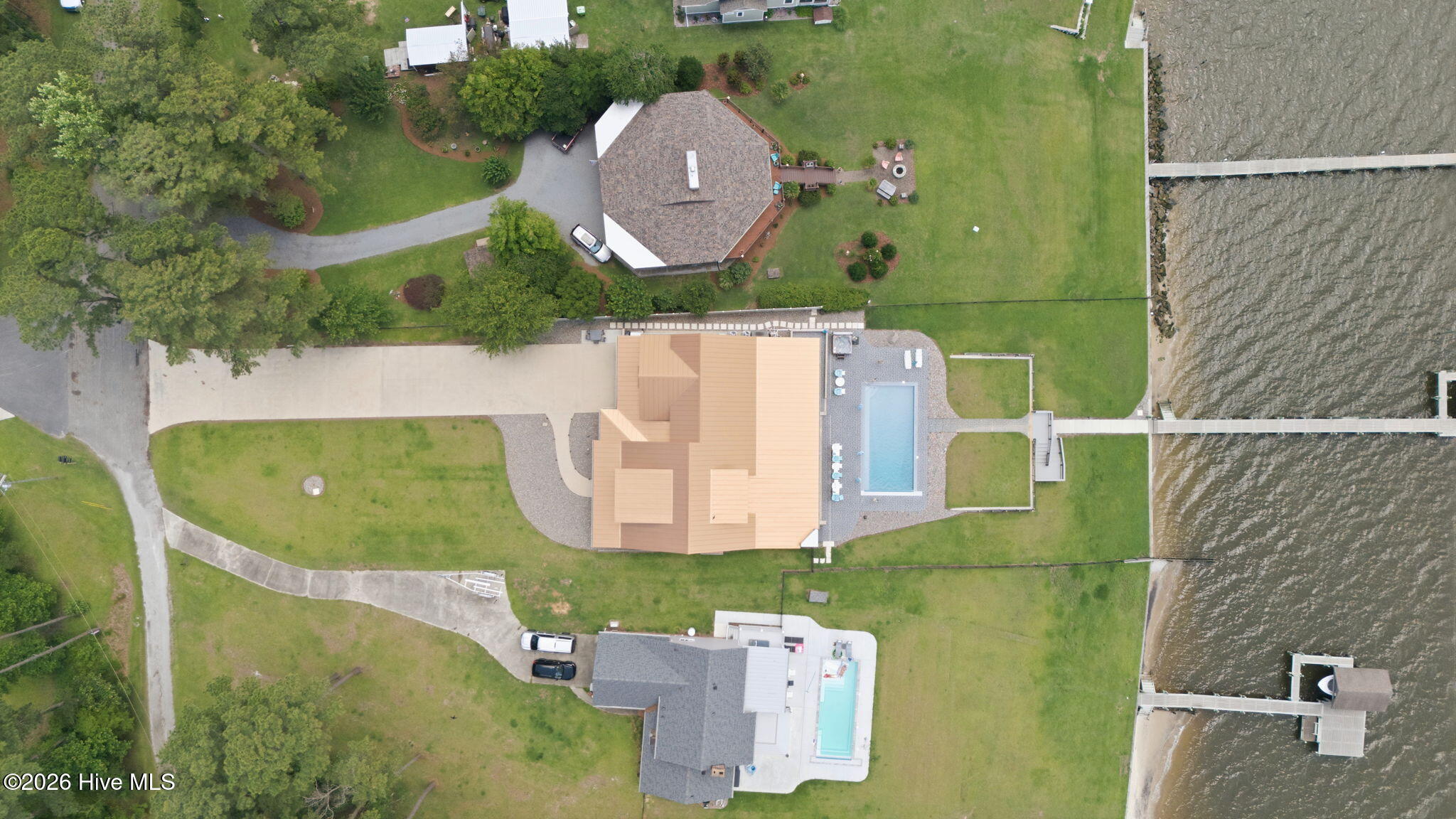 685 Raymond Road