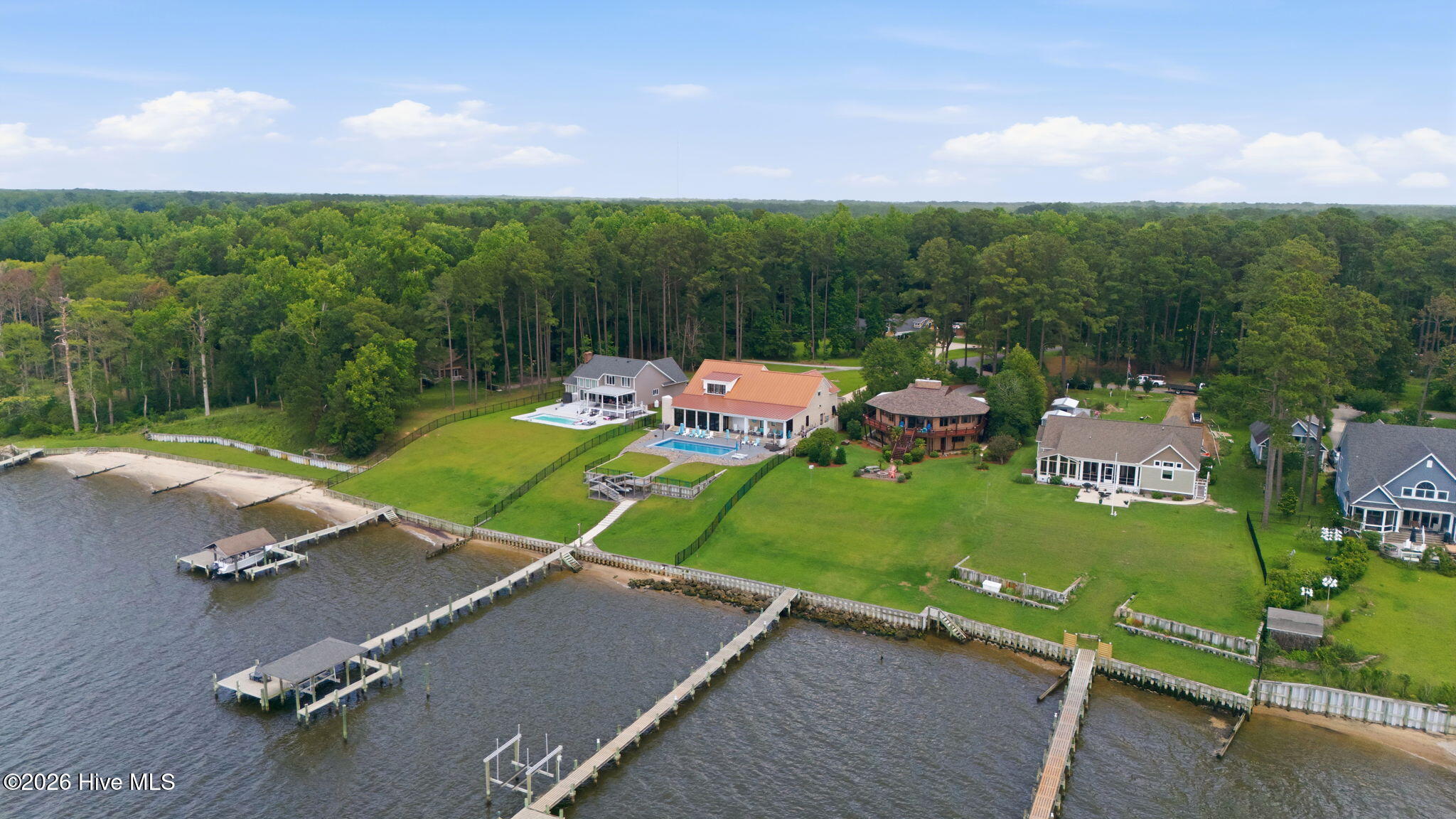 685 Raymond Road