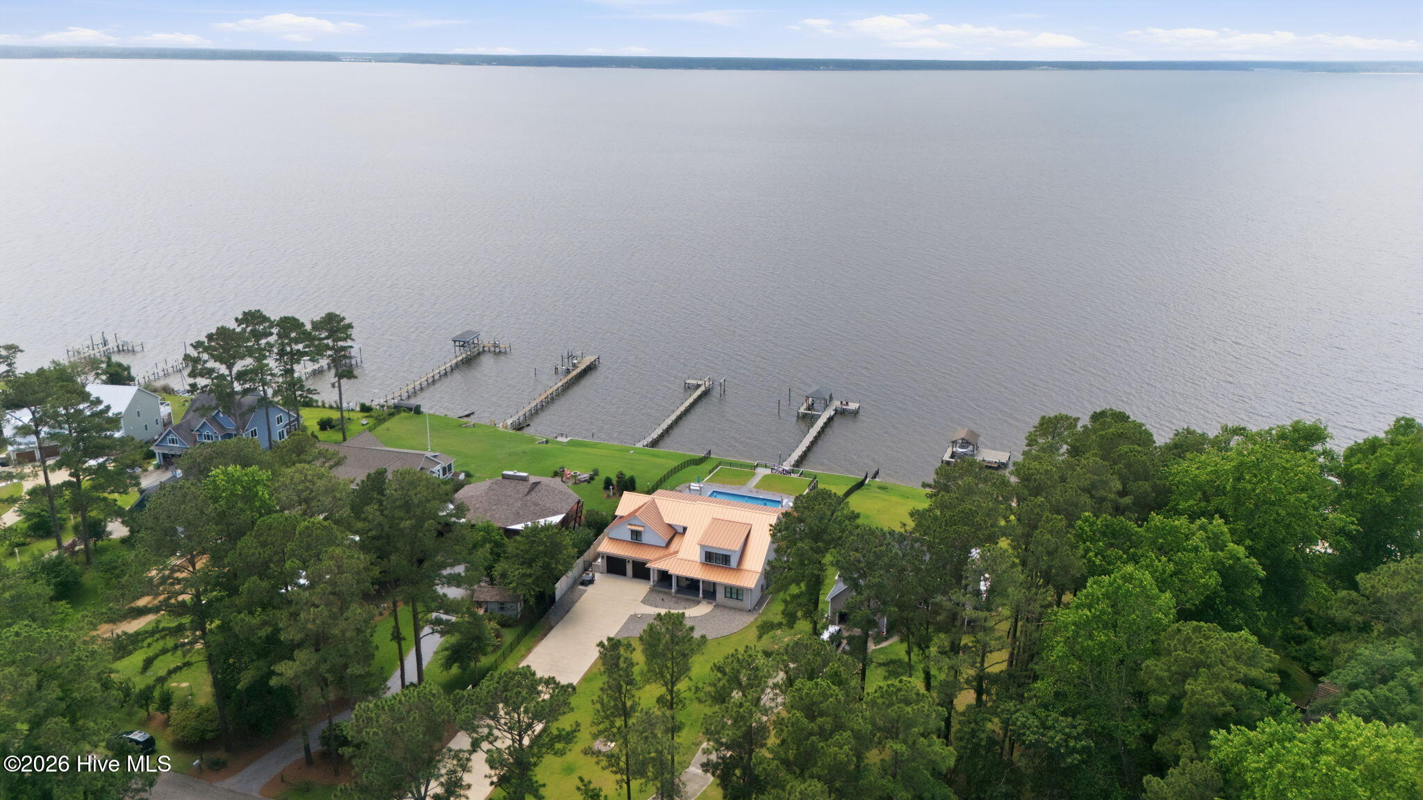 685 Raymond Road