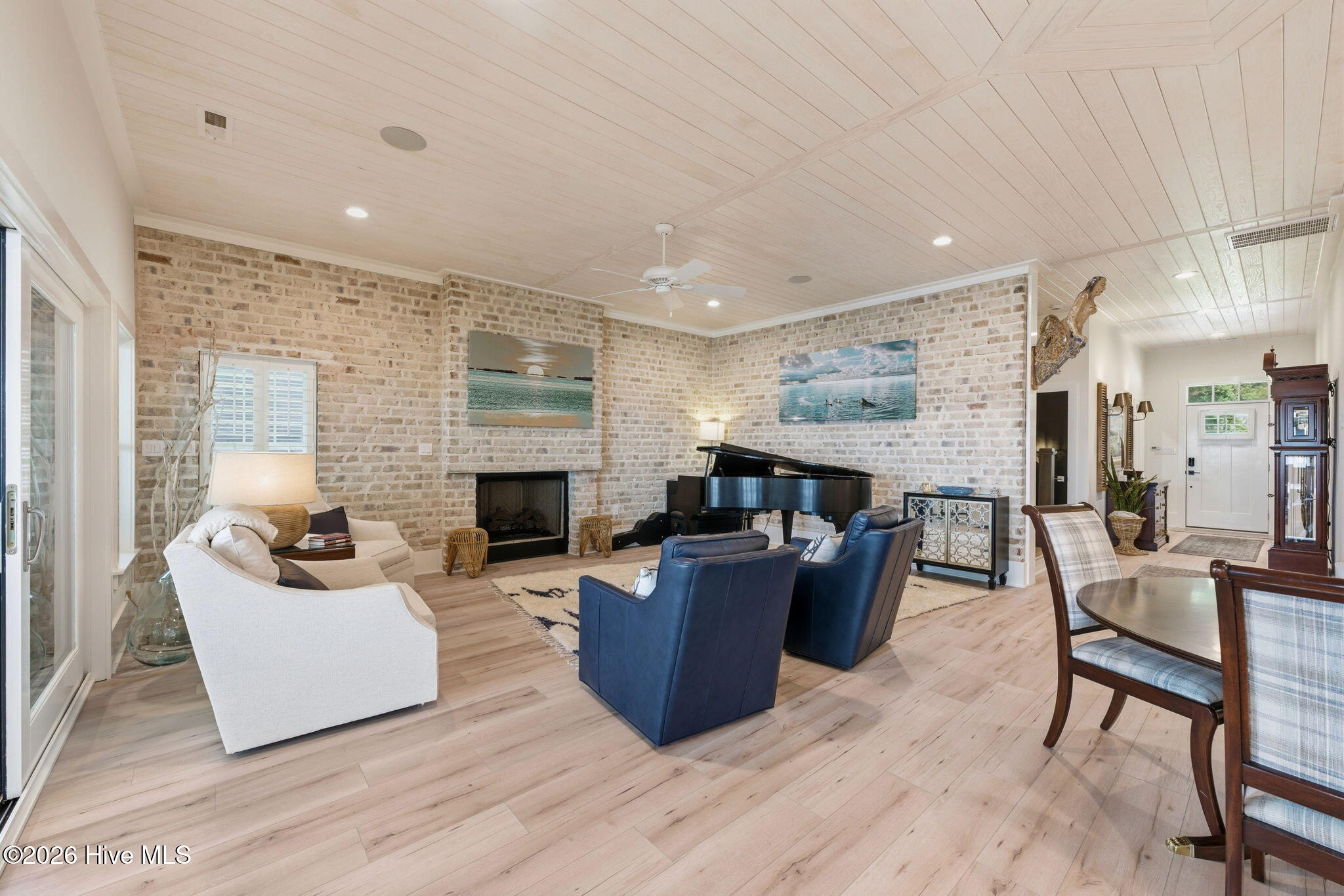 685 Raymond Road