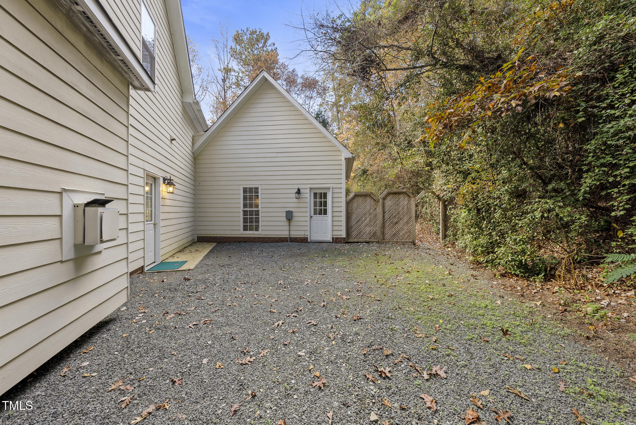 801 Jamestown Road