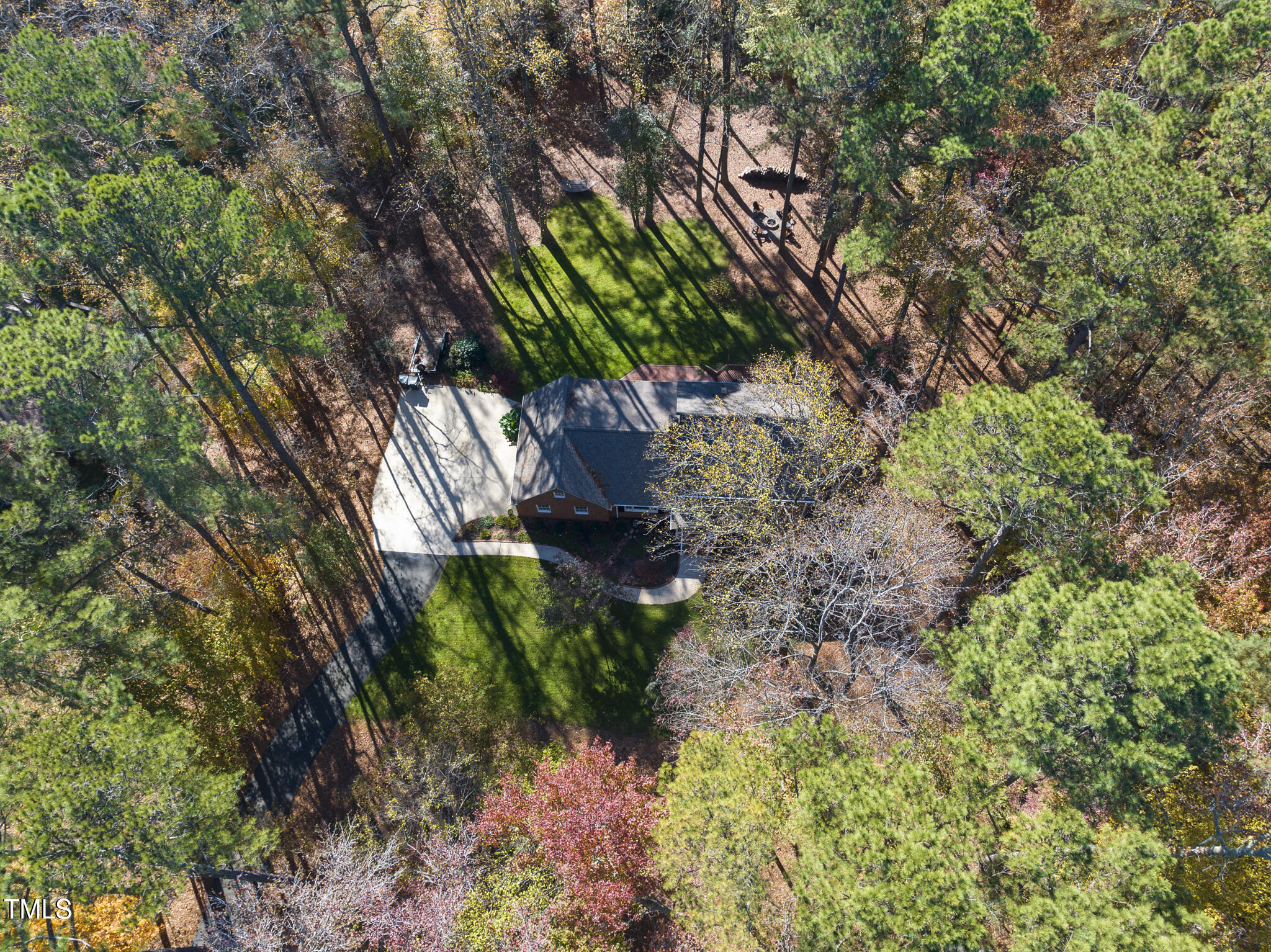 8009 Hollander Place