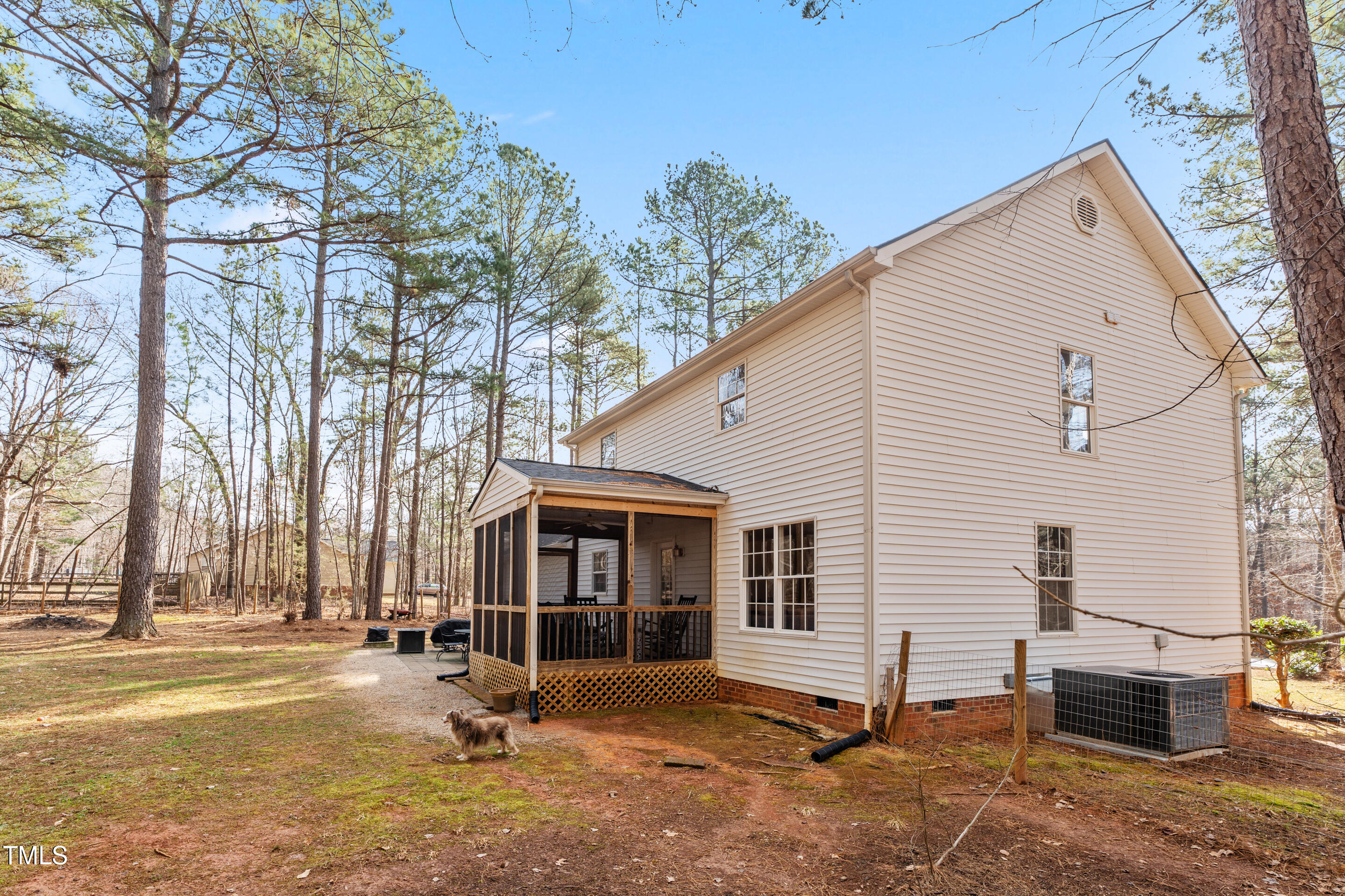 350 Longwood Drive