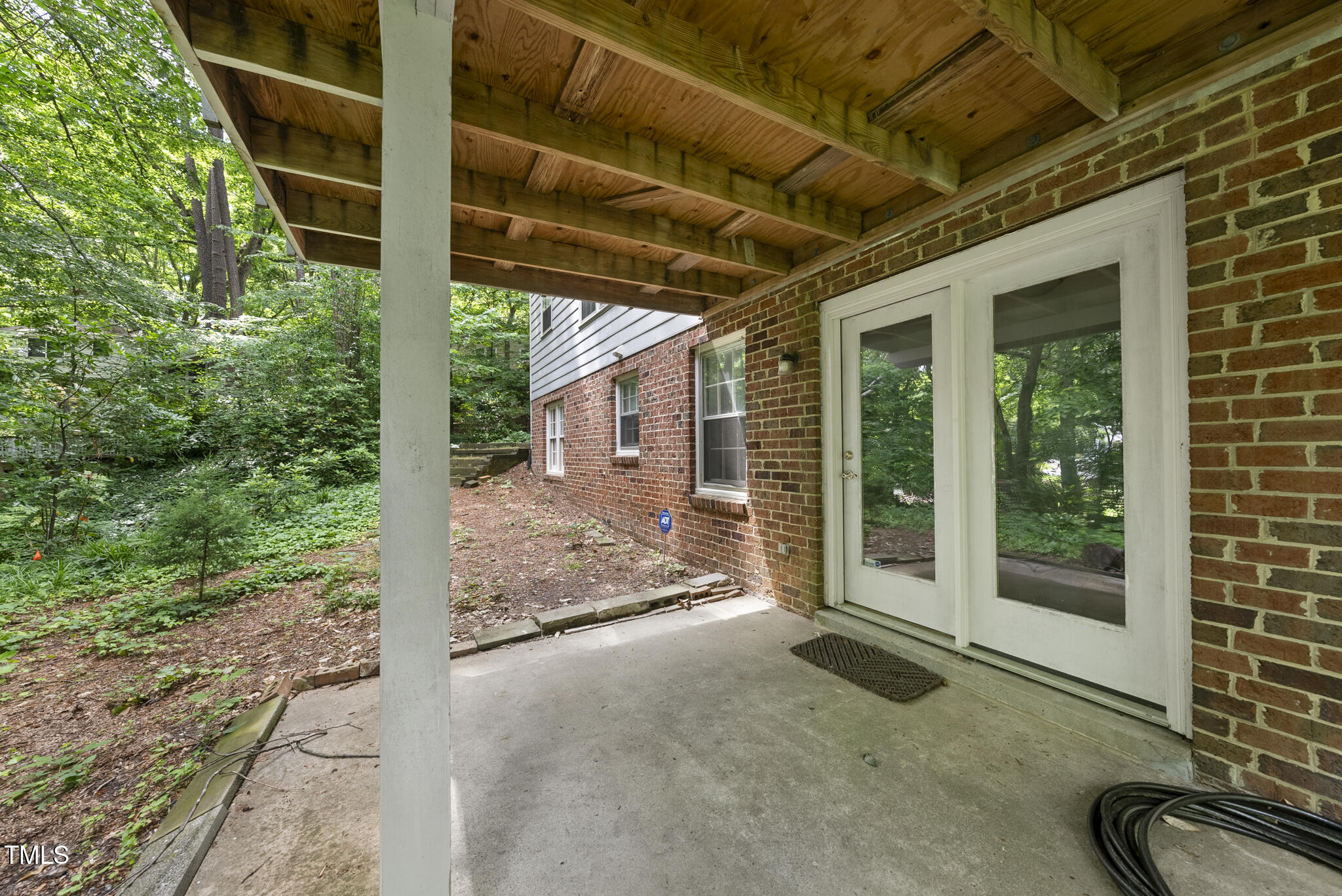 2004 Beecham Circle