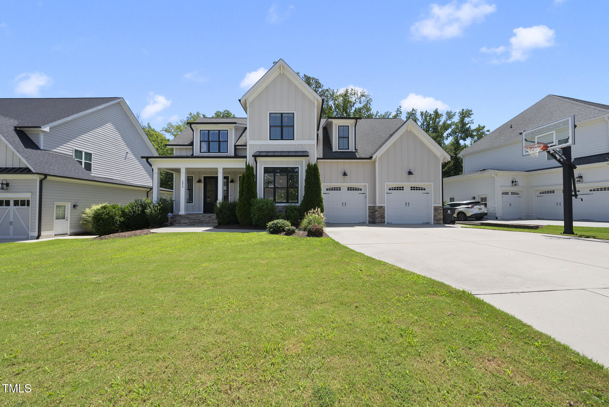 2073 Amalfi Place