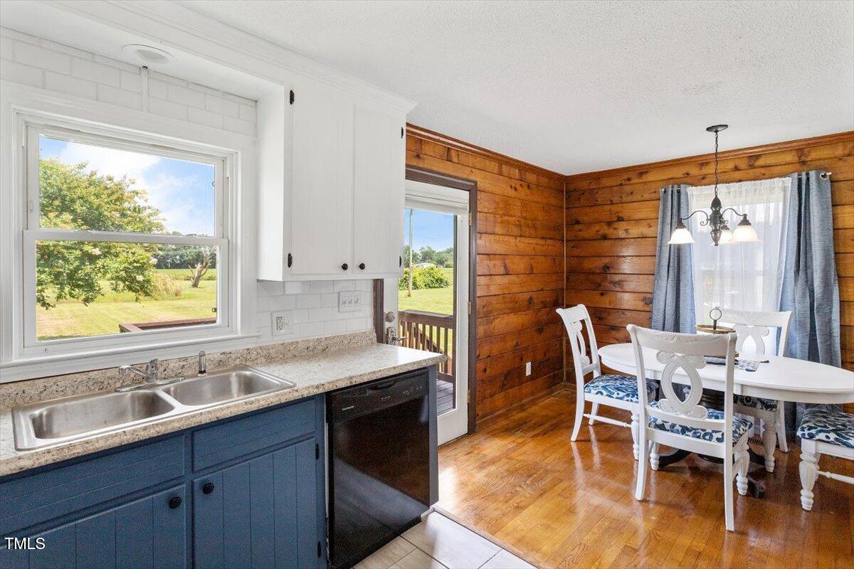 7323 Powell Hooks Road