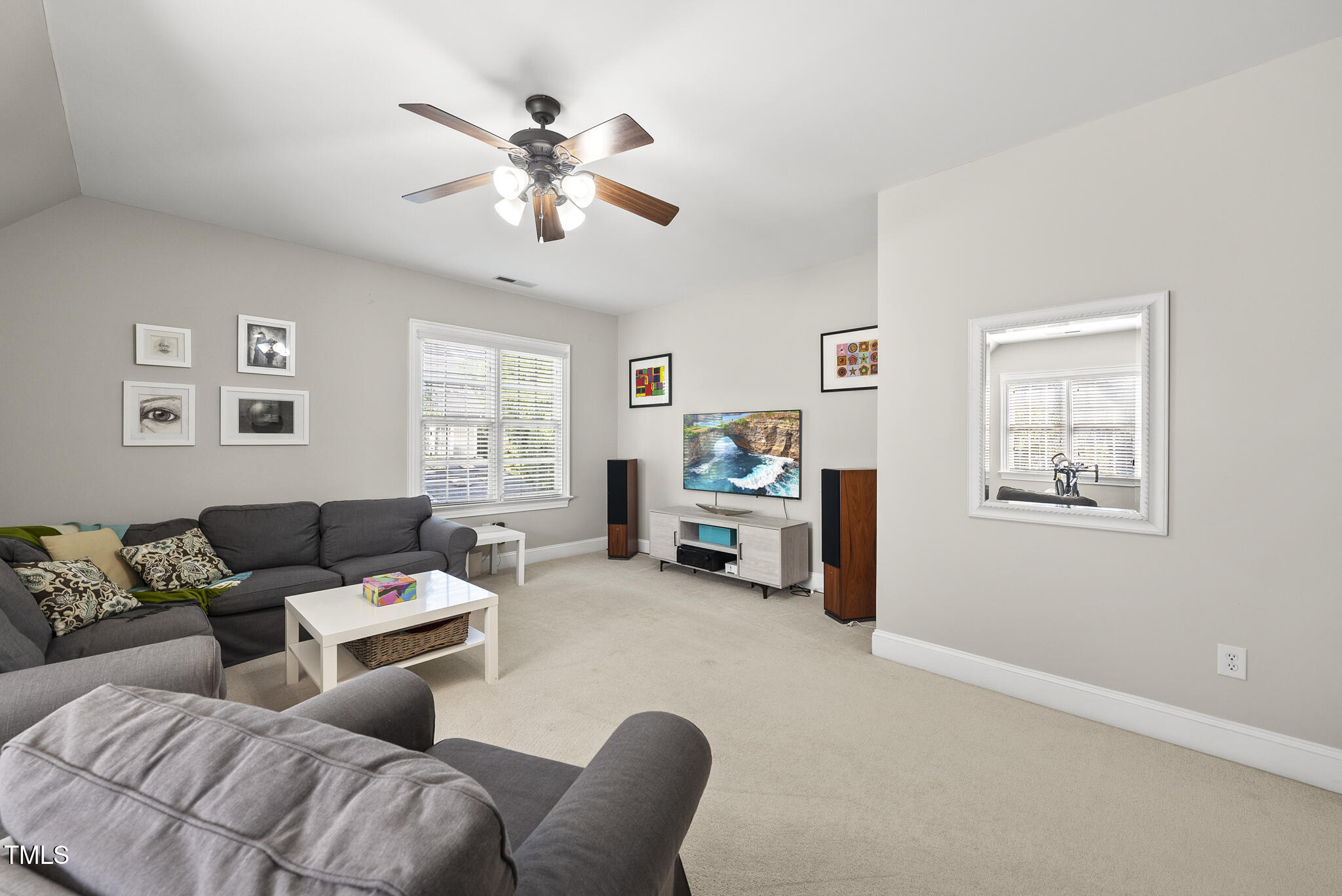 1036 Golden Star Way