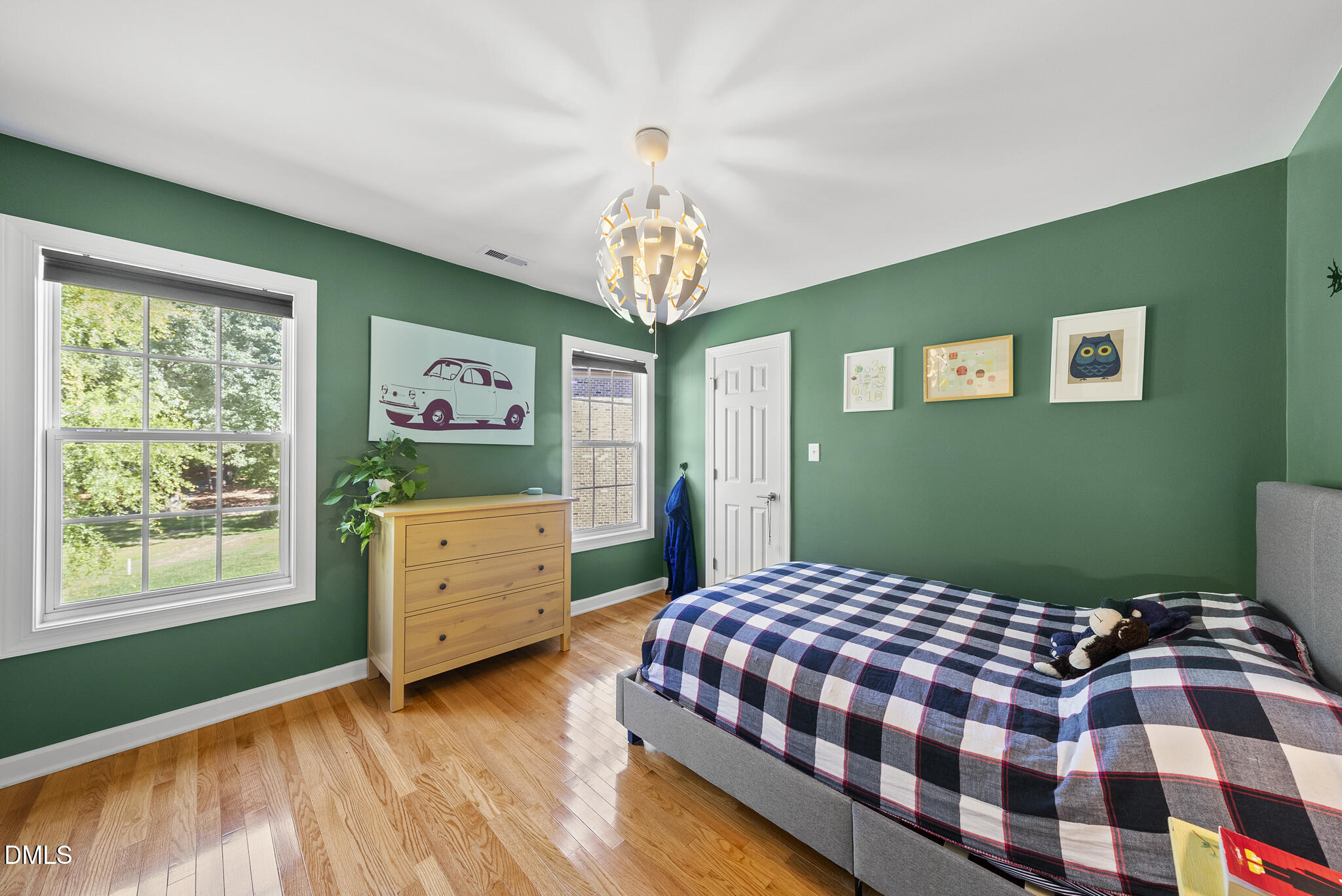 3005 Osterley Street