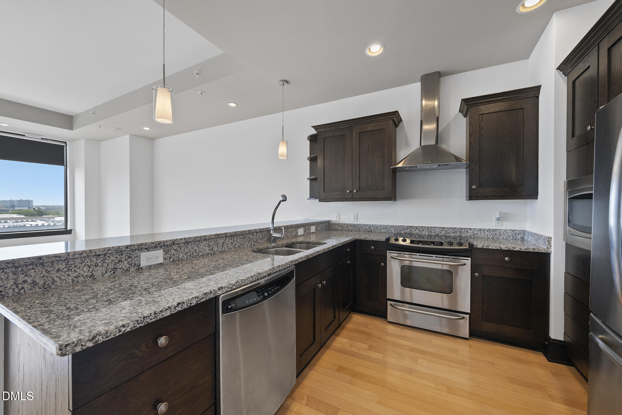 400 W North Street # 1232