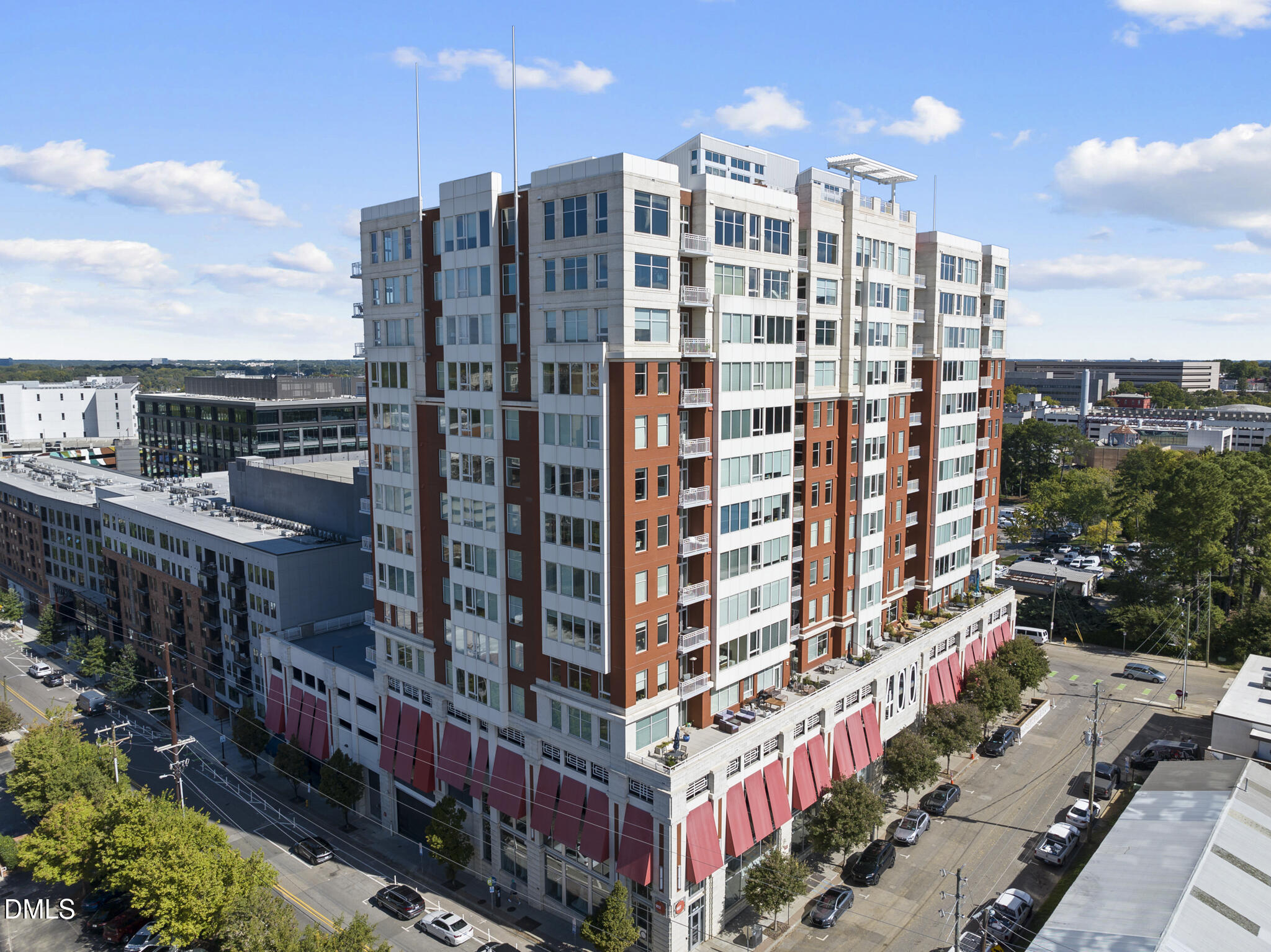400 W North Street # 1232