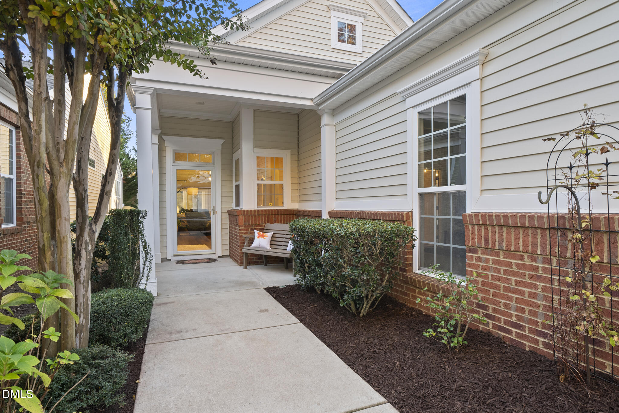 105 Brookesby Court