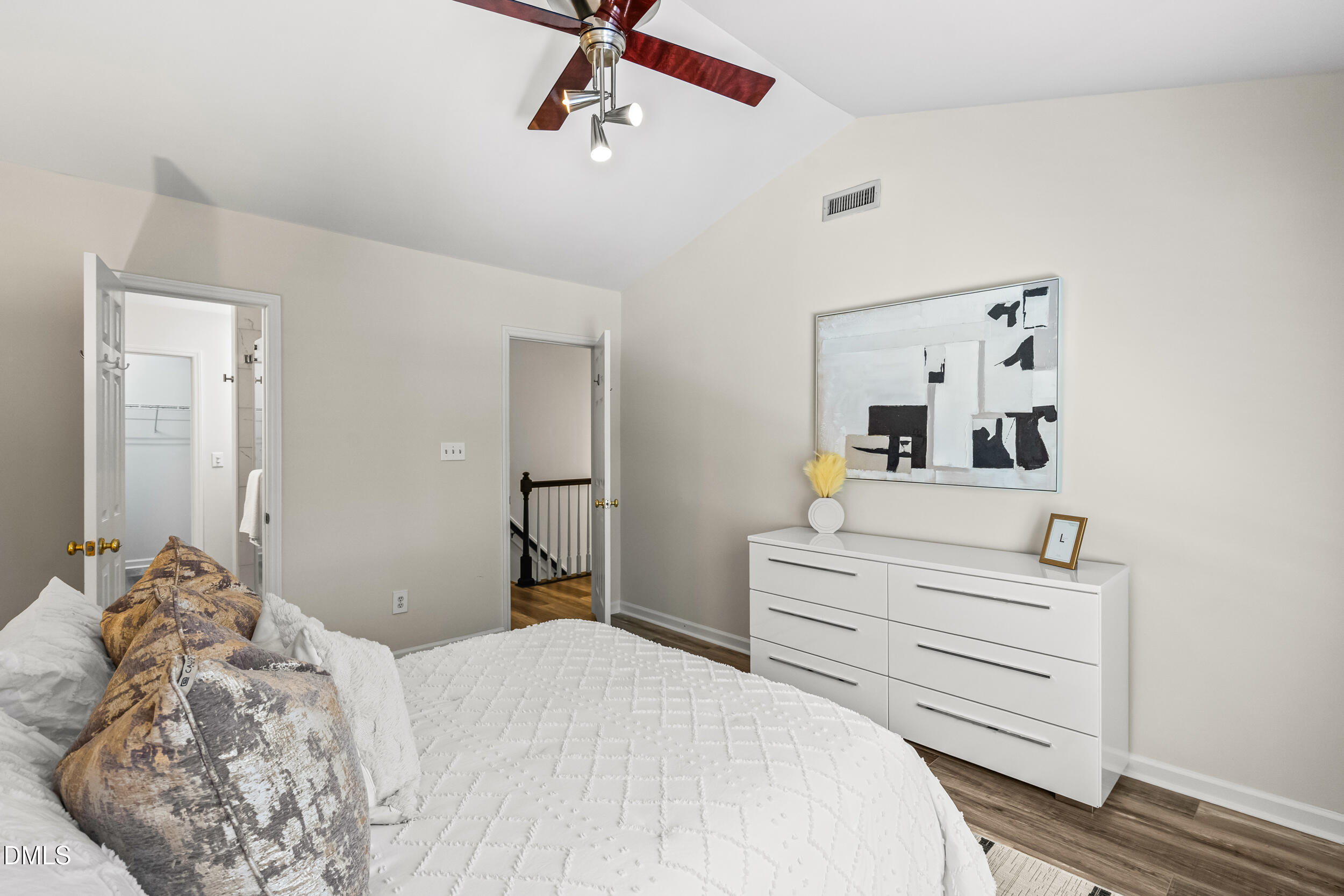 11035 Southwalk Lane