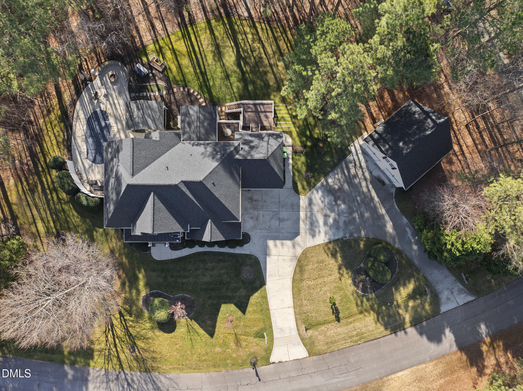1016 Northlake Court
