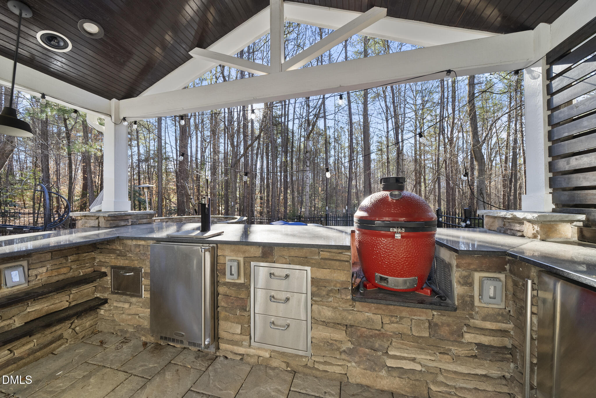 1016 Northlake Court