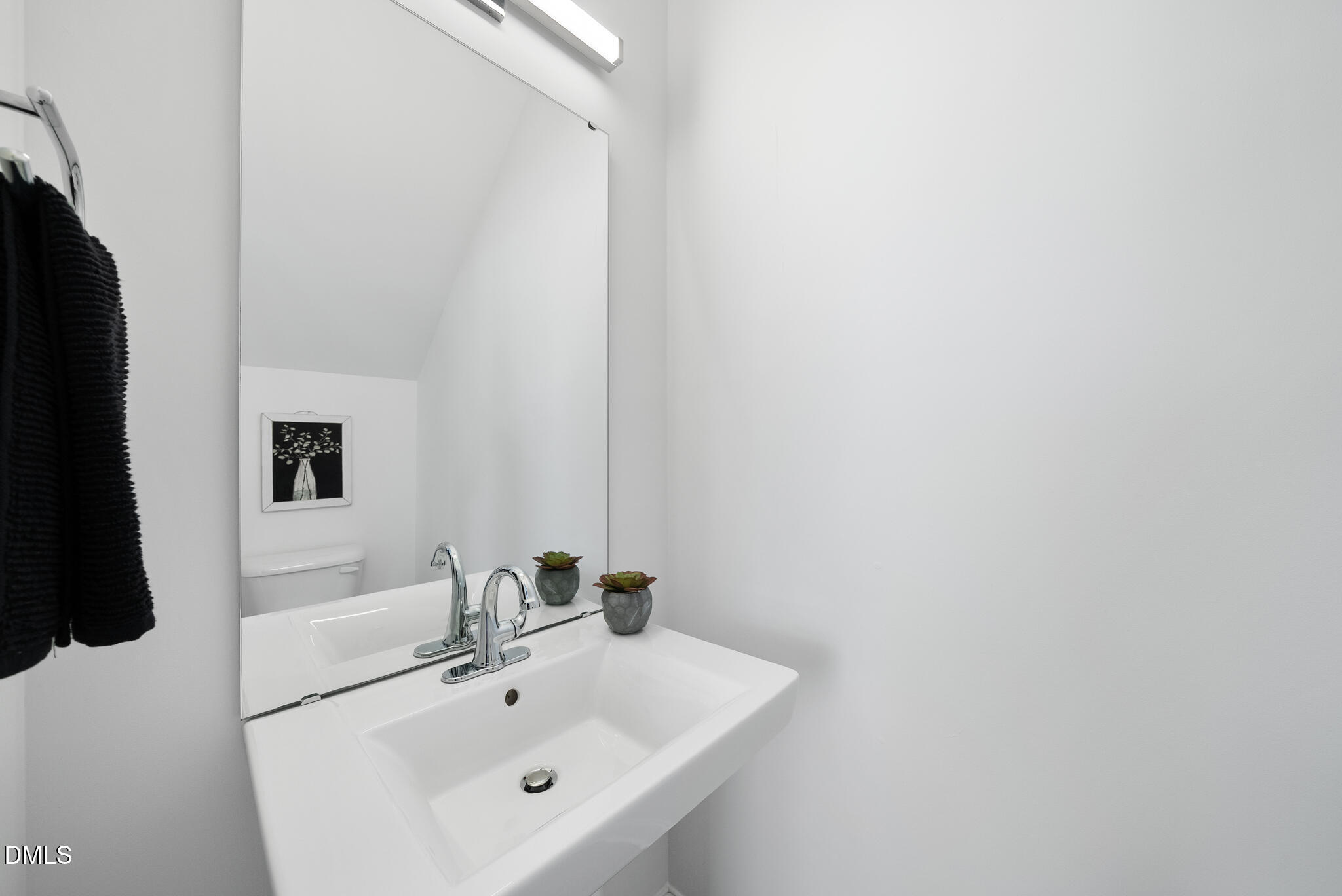 5611 Johnson Woods Court