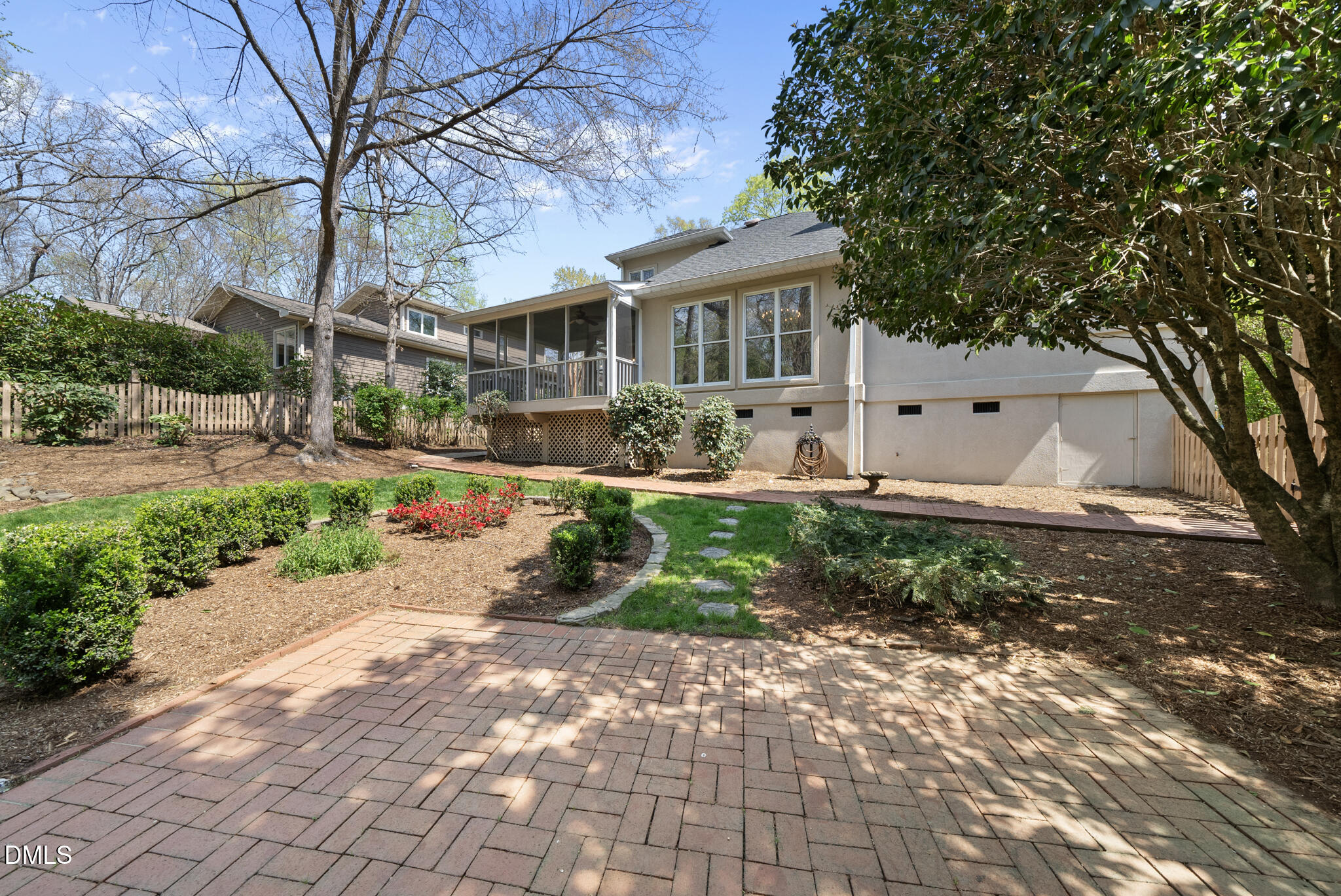 306 Helmsdale Drive