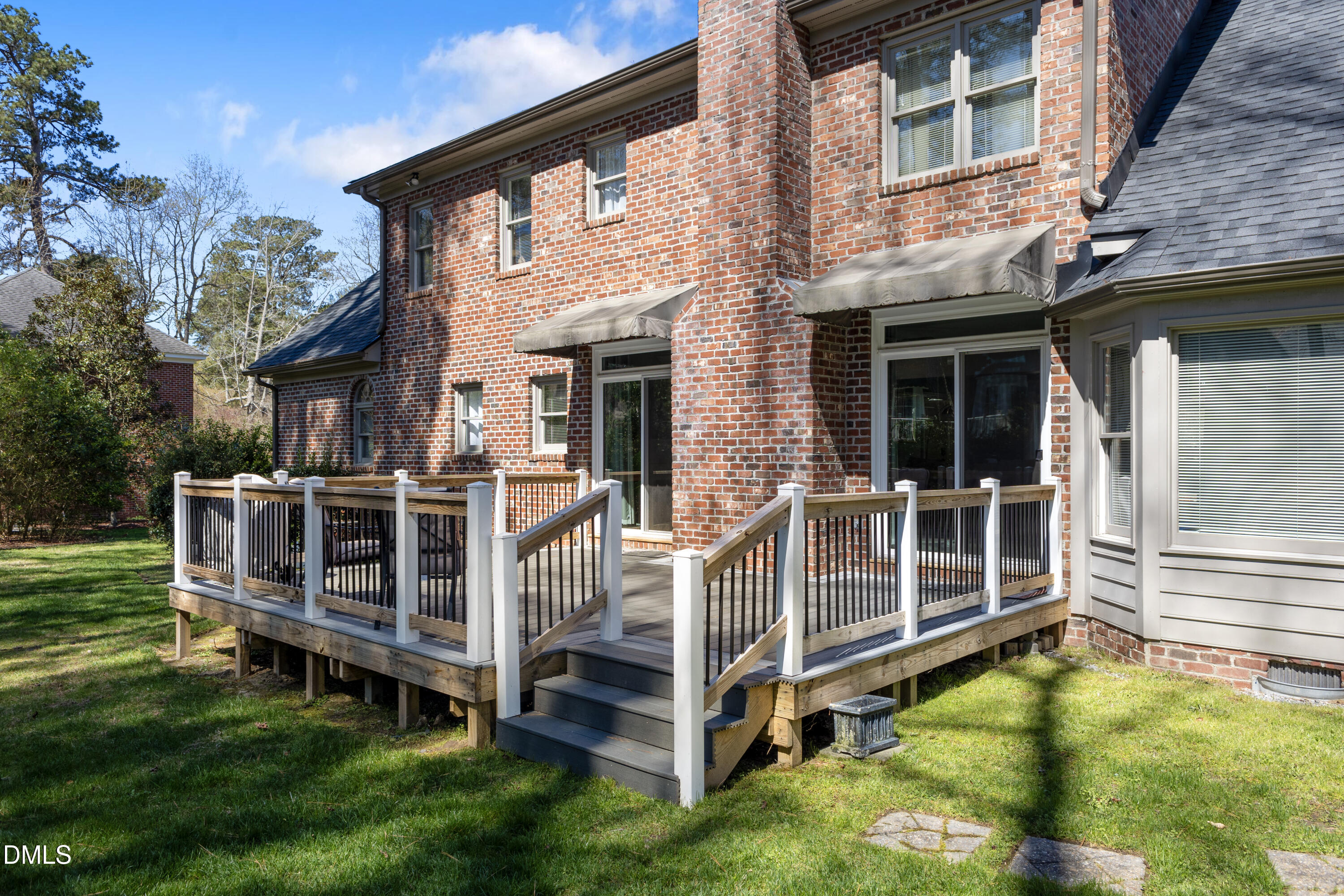 209 Ashmore Lane