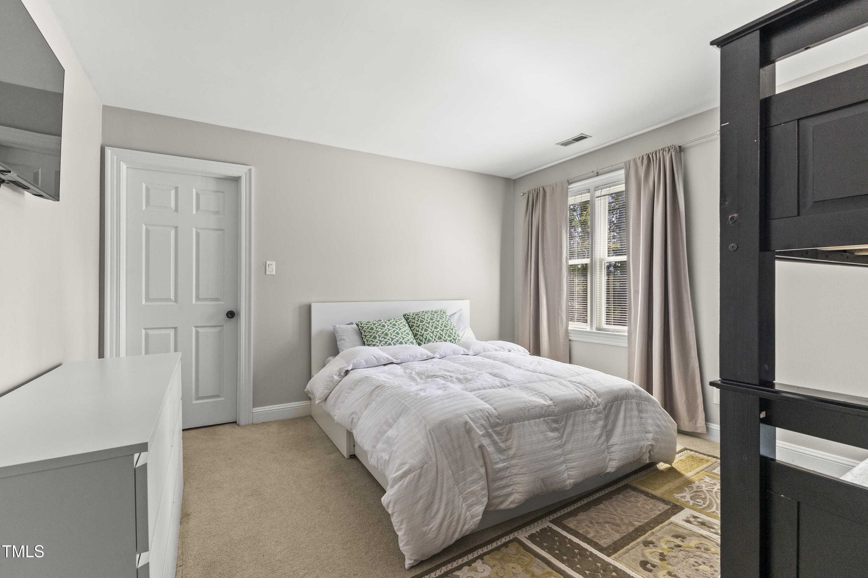 209 Ashmore Lane
