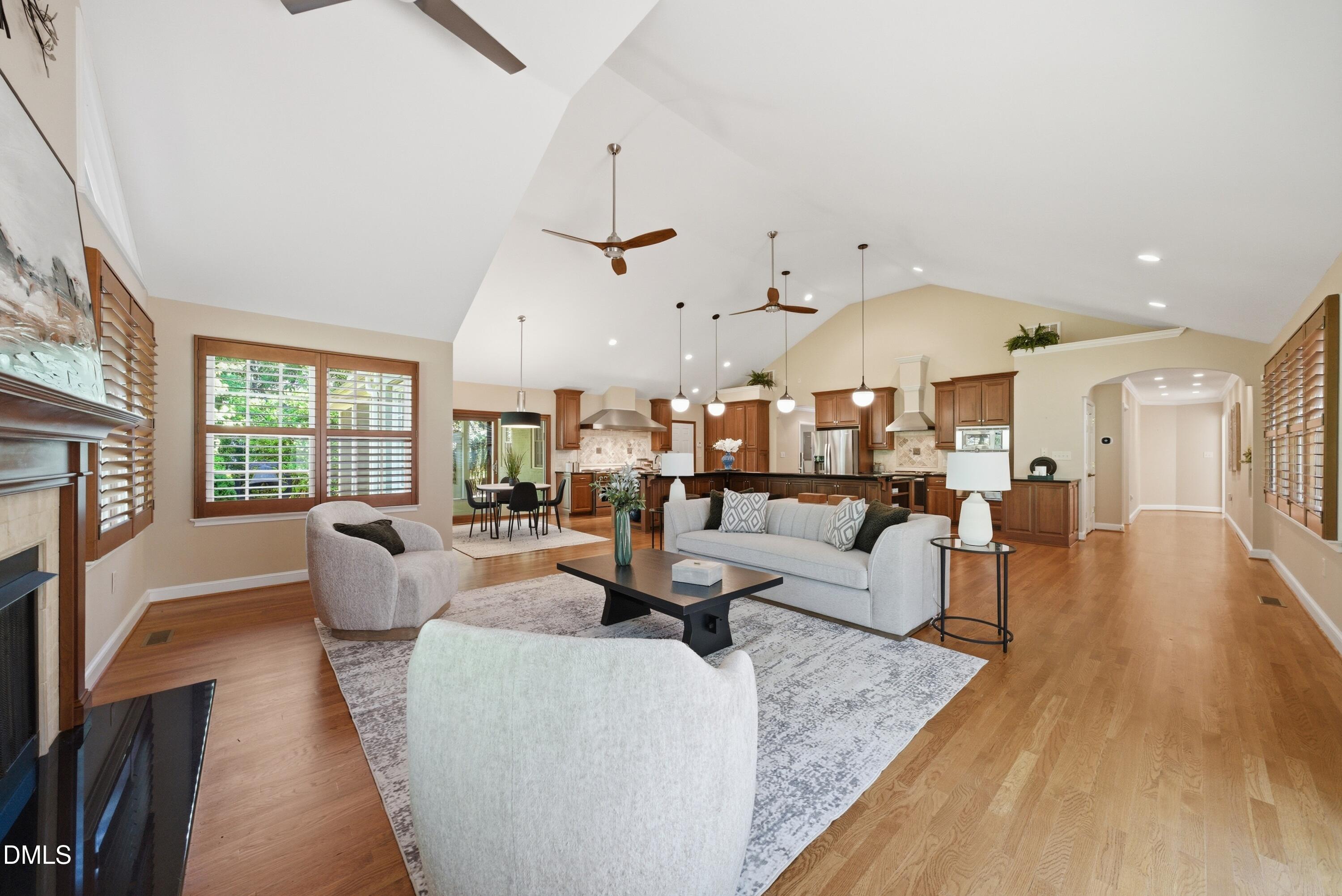 3812 Somerset Drive