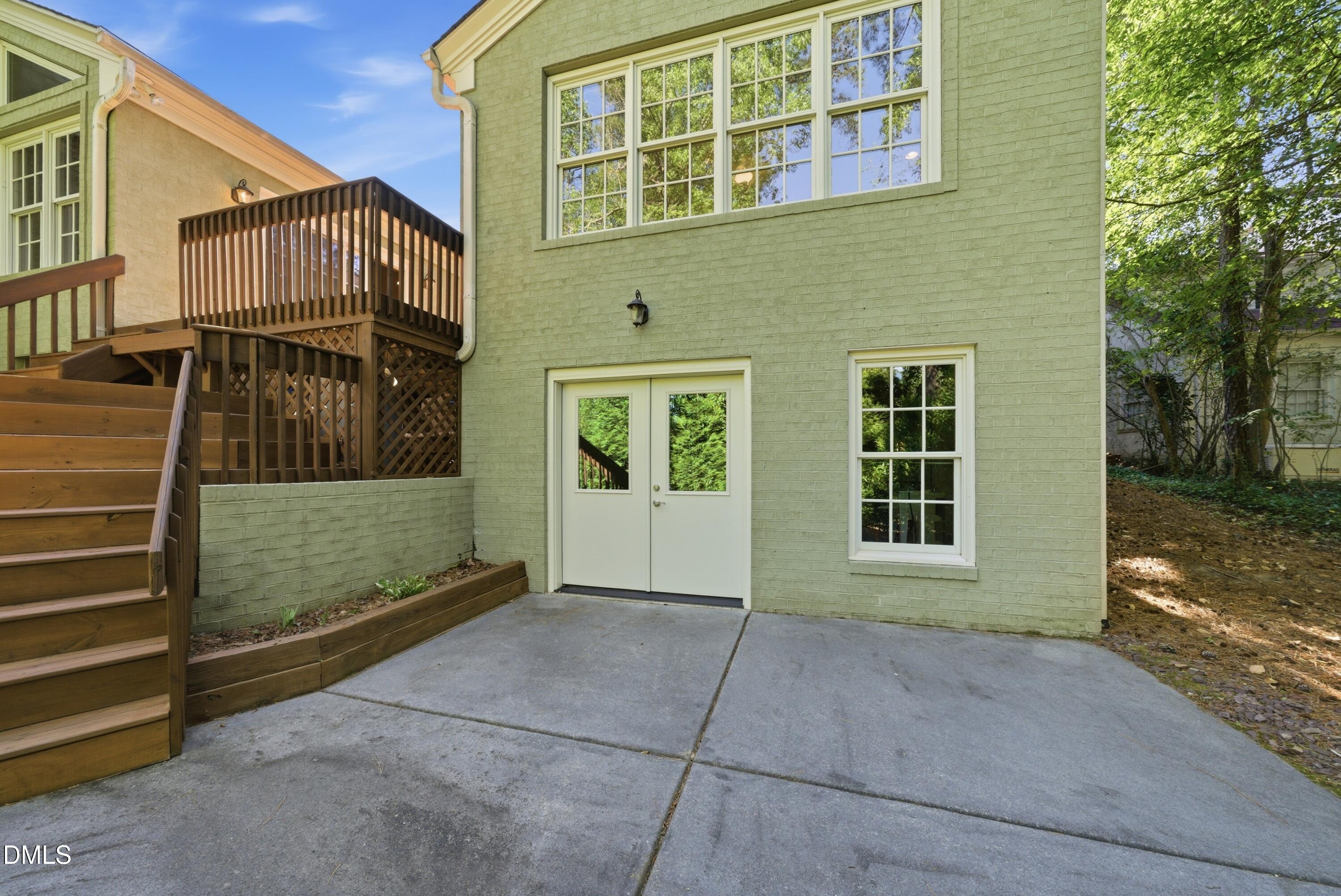 3812 Somerset Drive