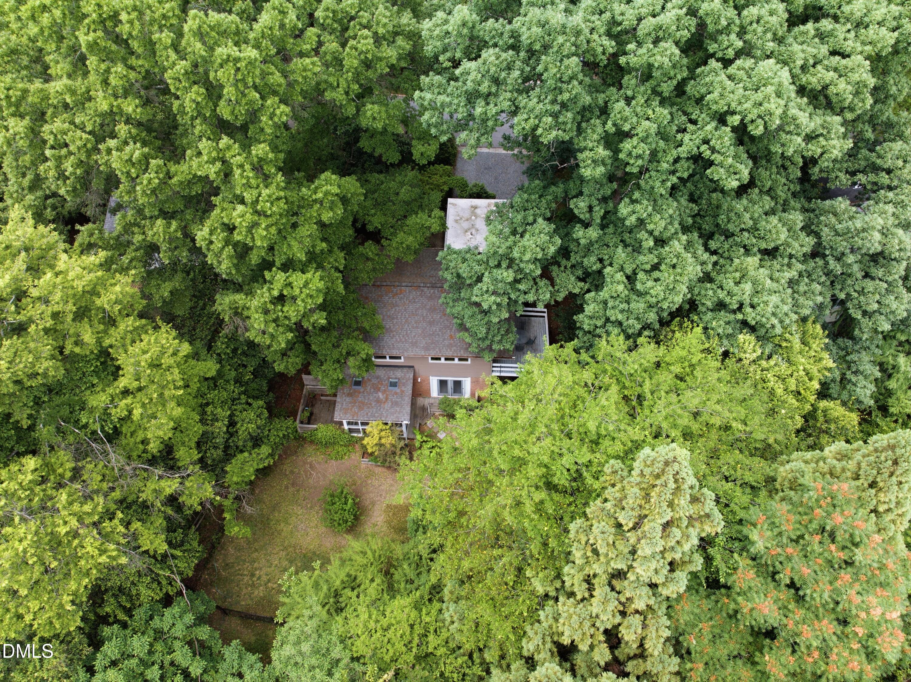 16 Davie Circle