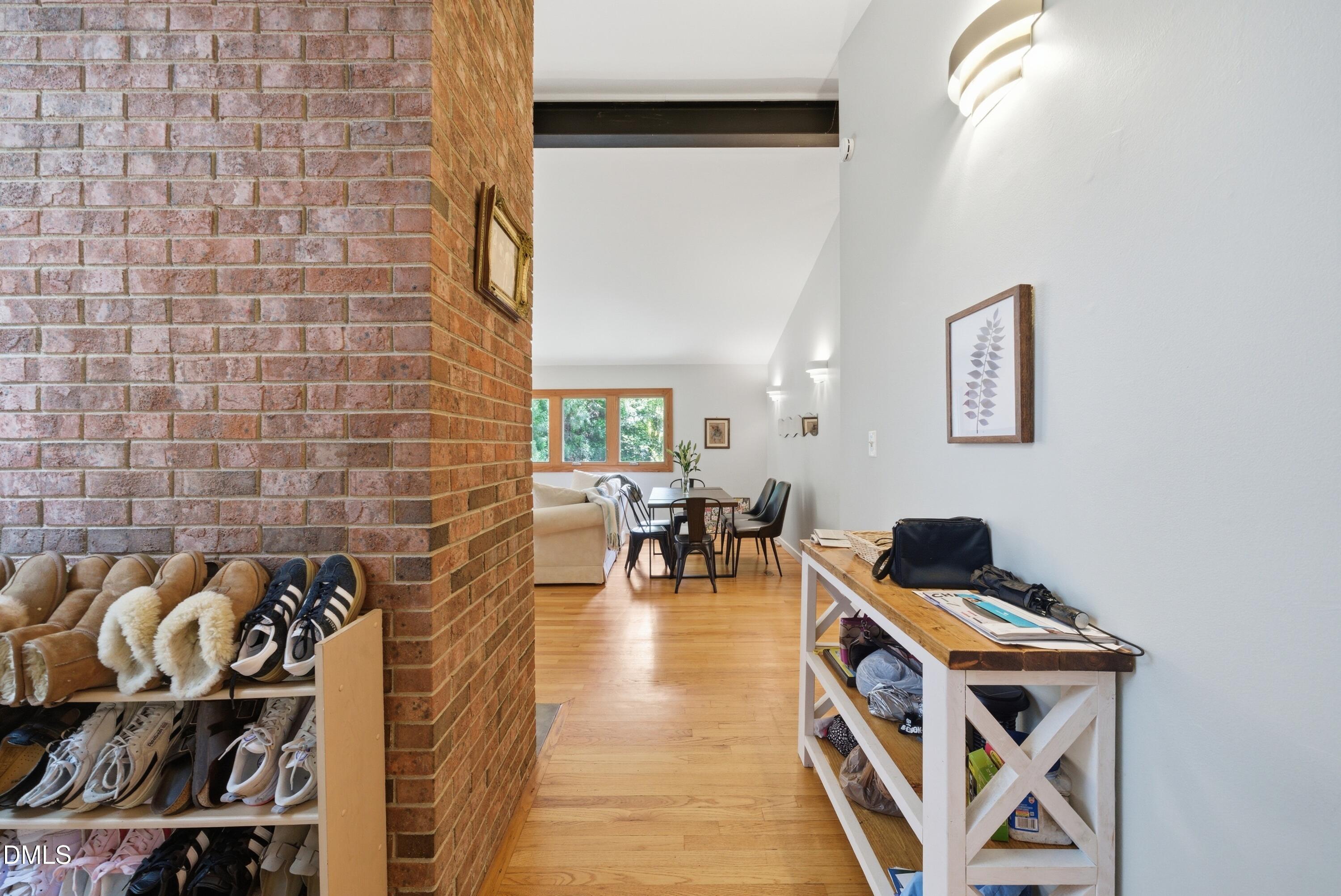 16 Davie Circle