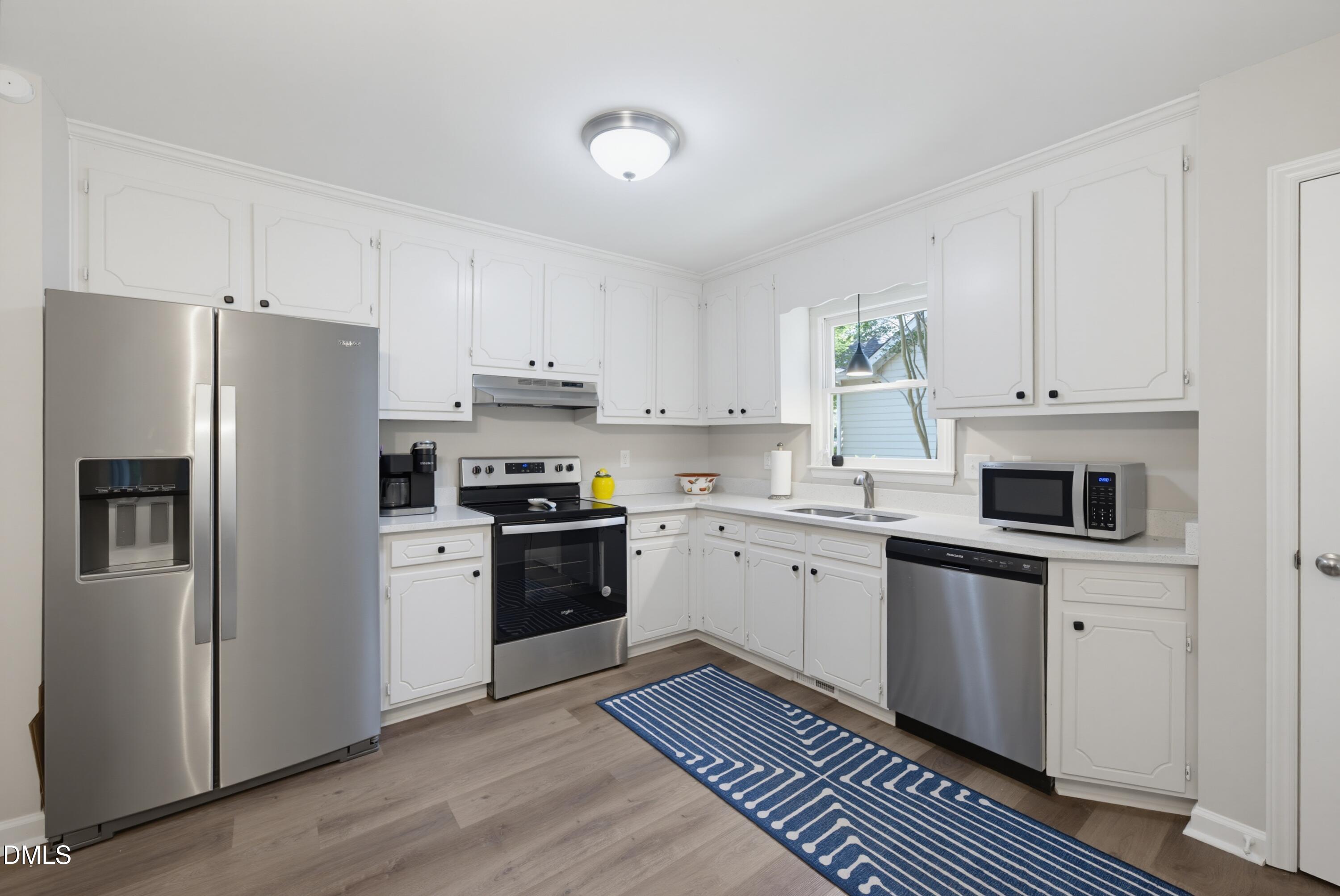 3500 Castlegate Drive