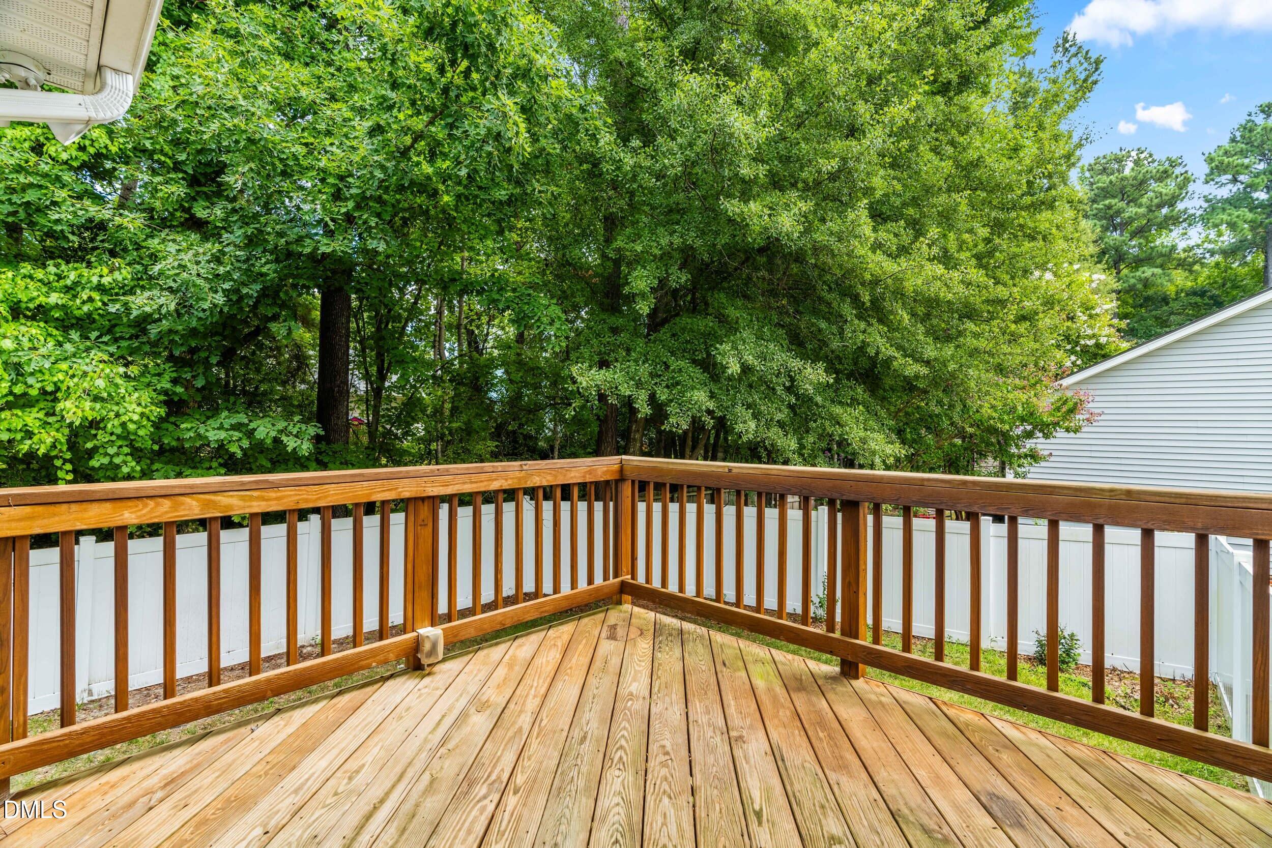 305 Chapel Valley Lane