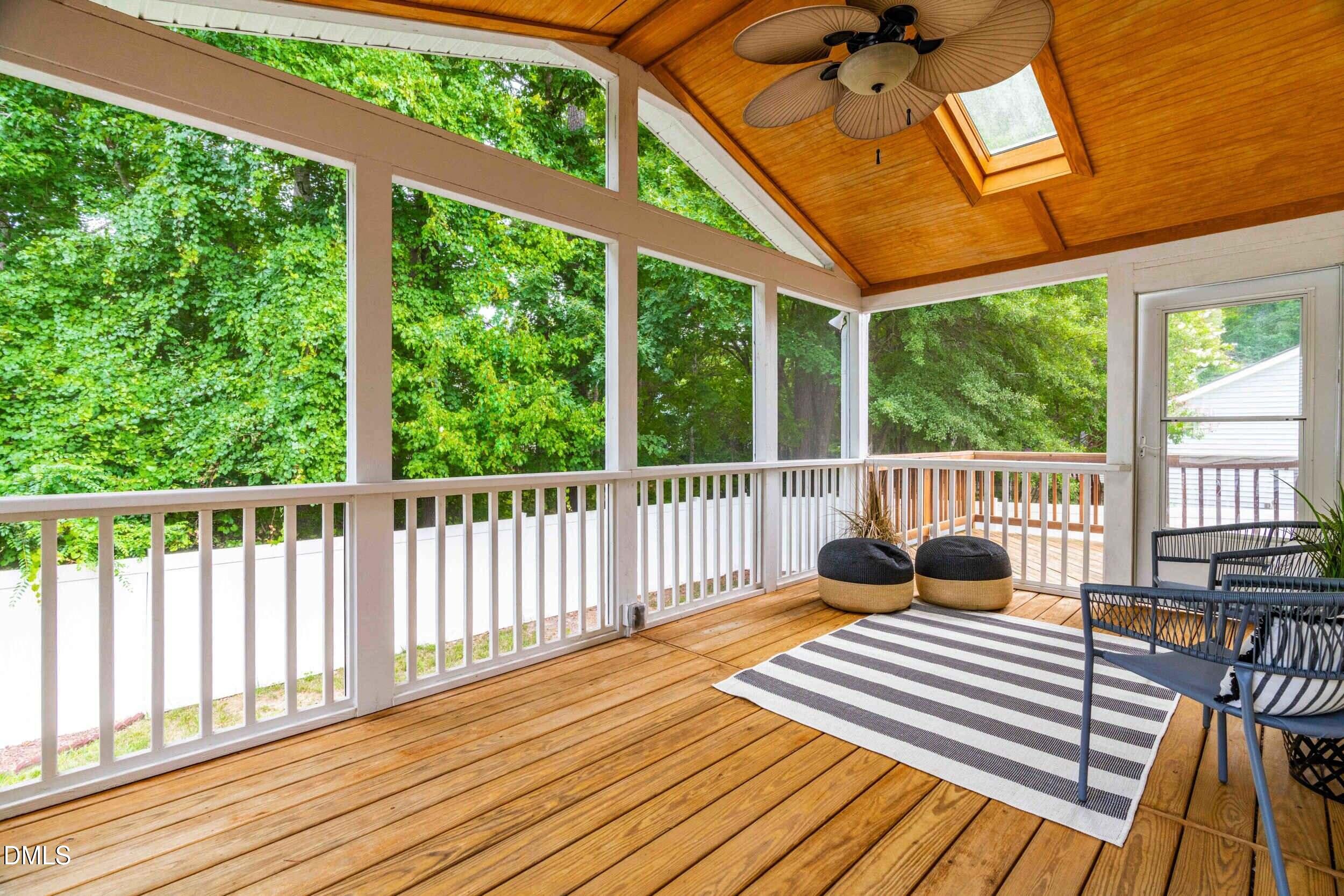 305 Chapel Valley Lane