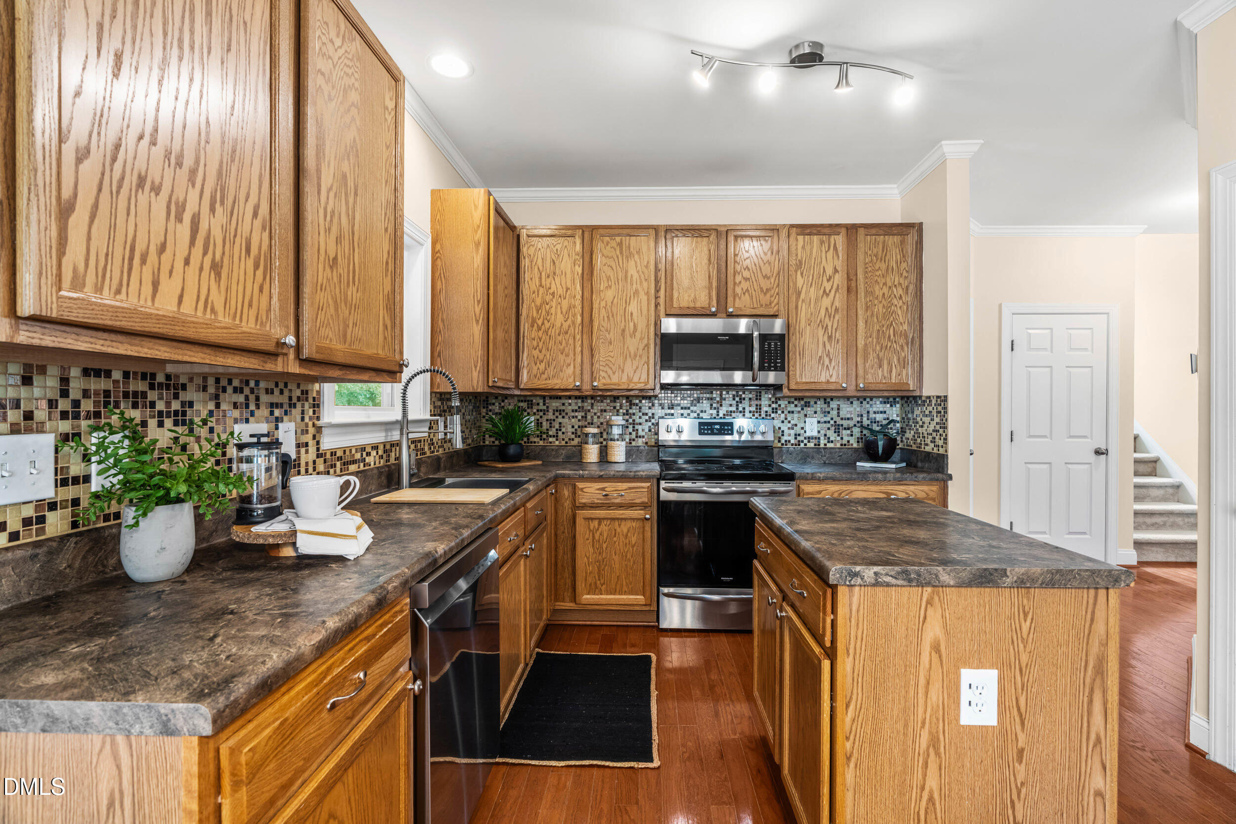305 Chapel Valley Lane