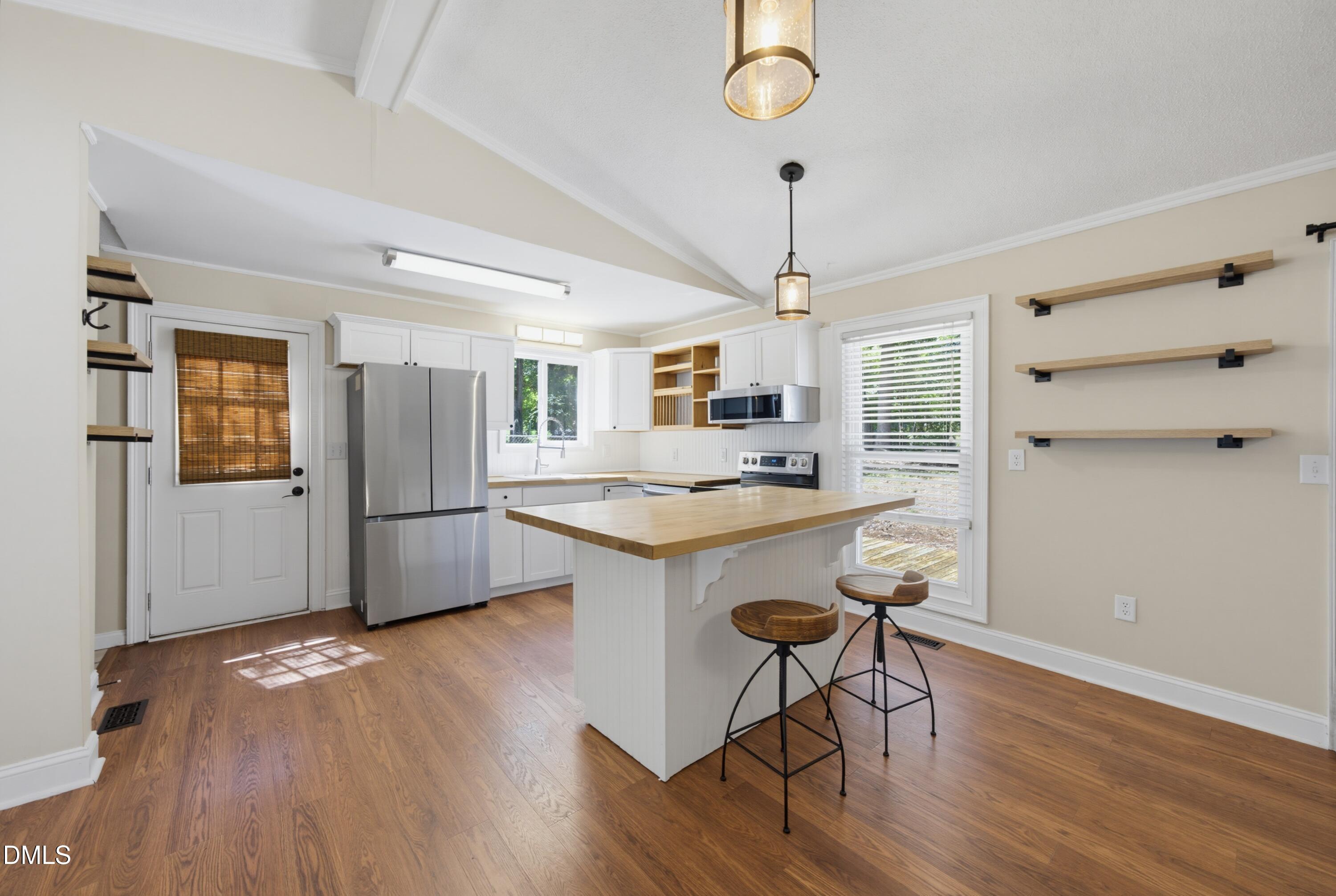 1106 Broadford Drive