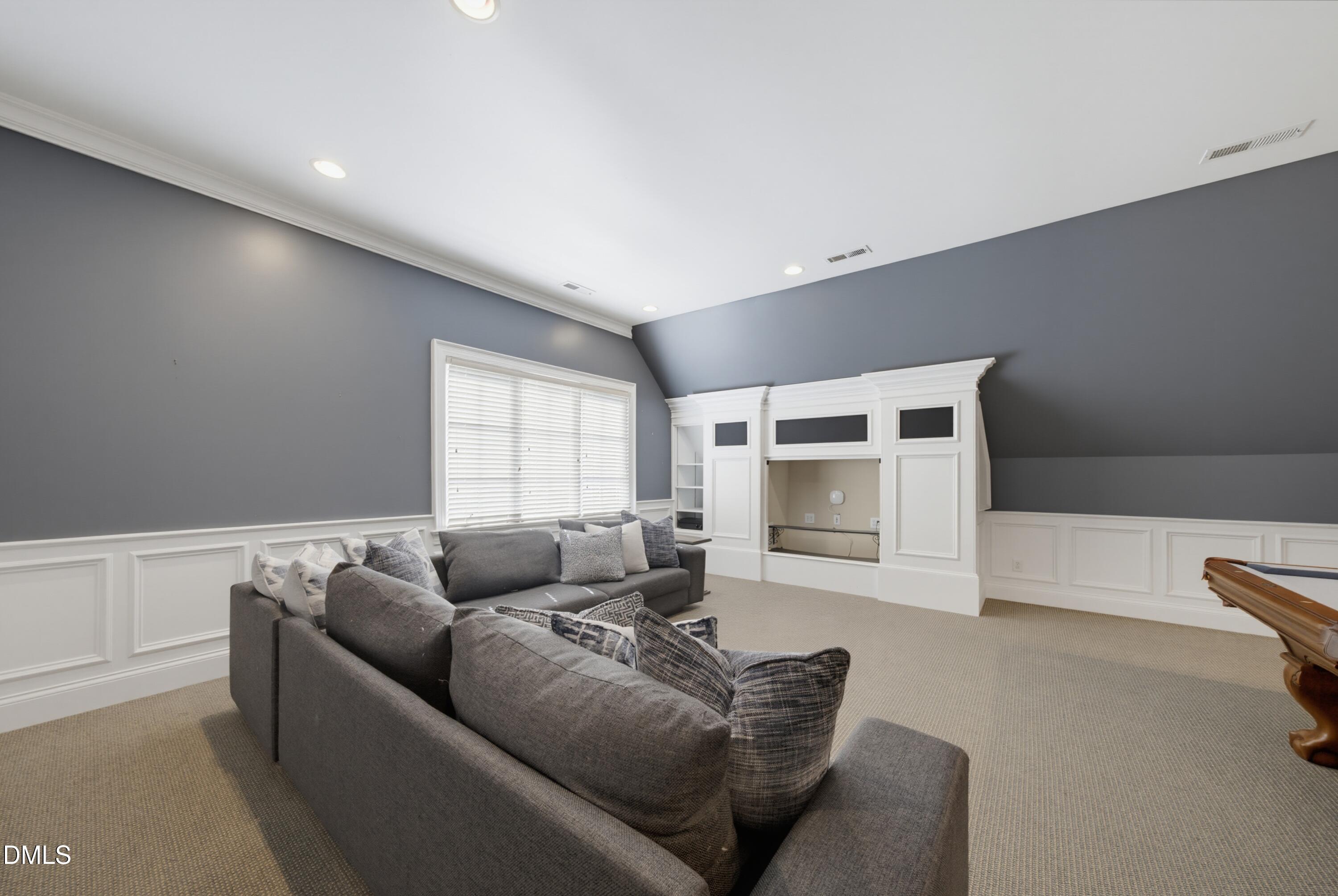 6592 Wakefalls Drive