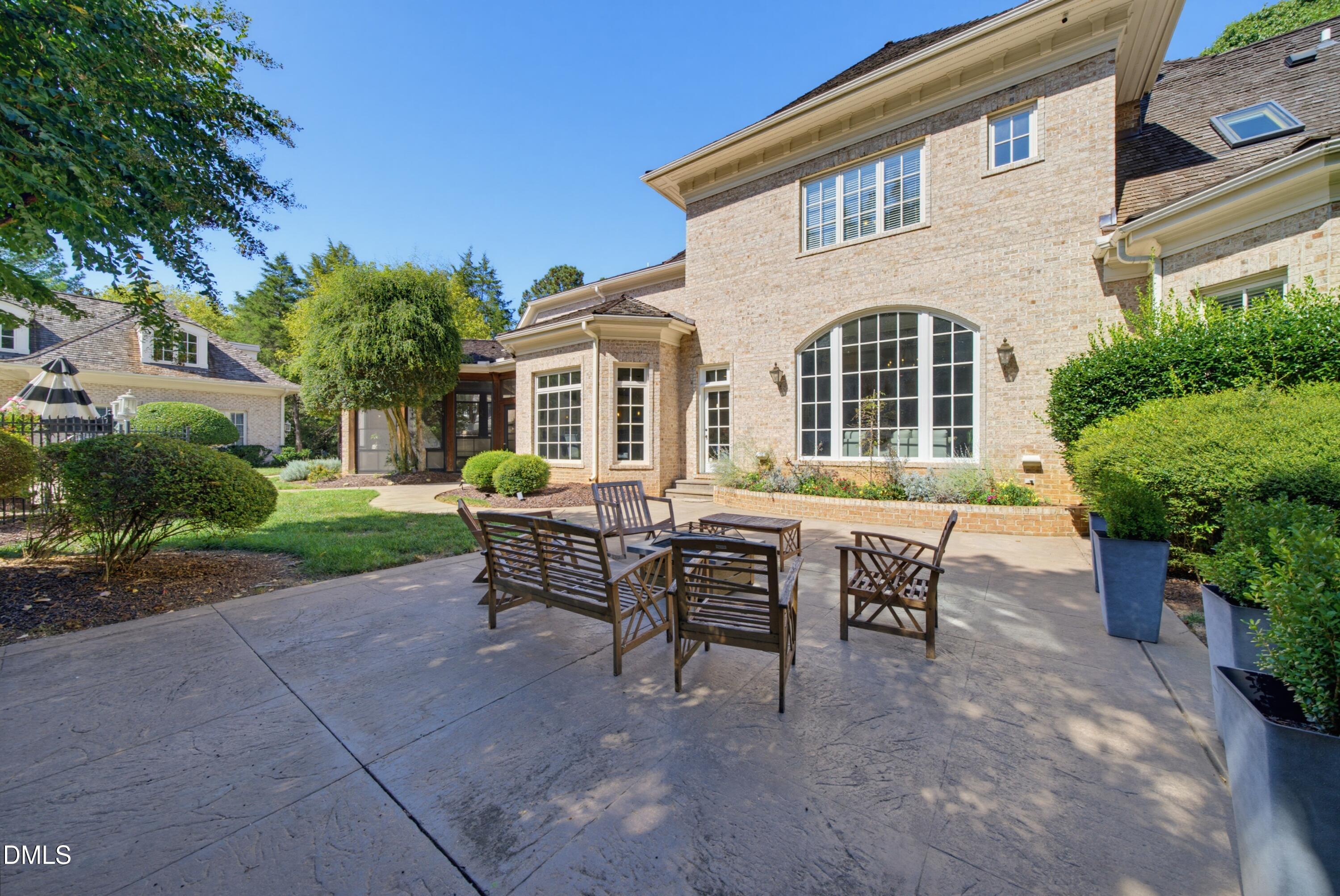 6592 Wakefalls Drive